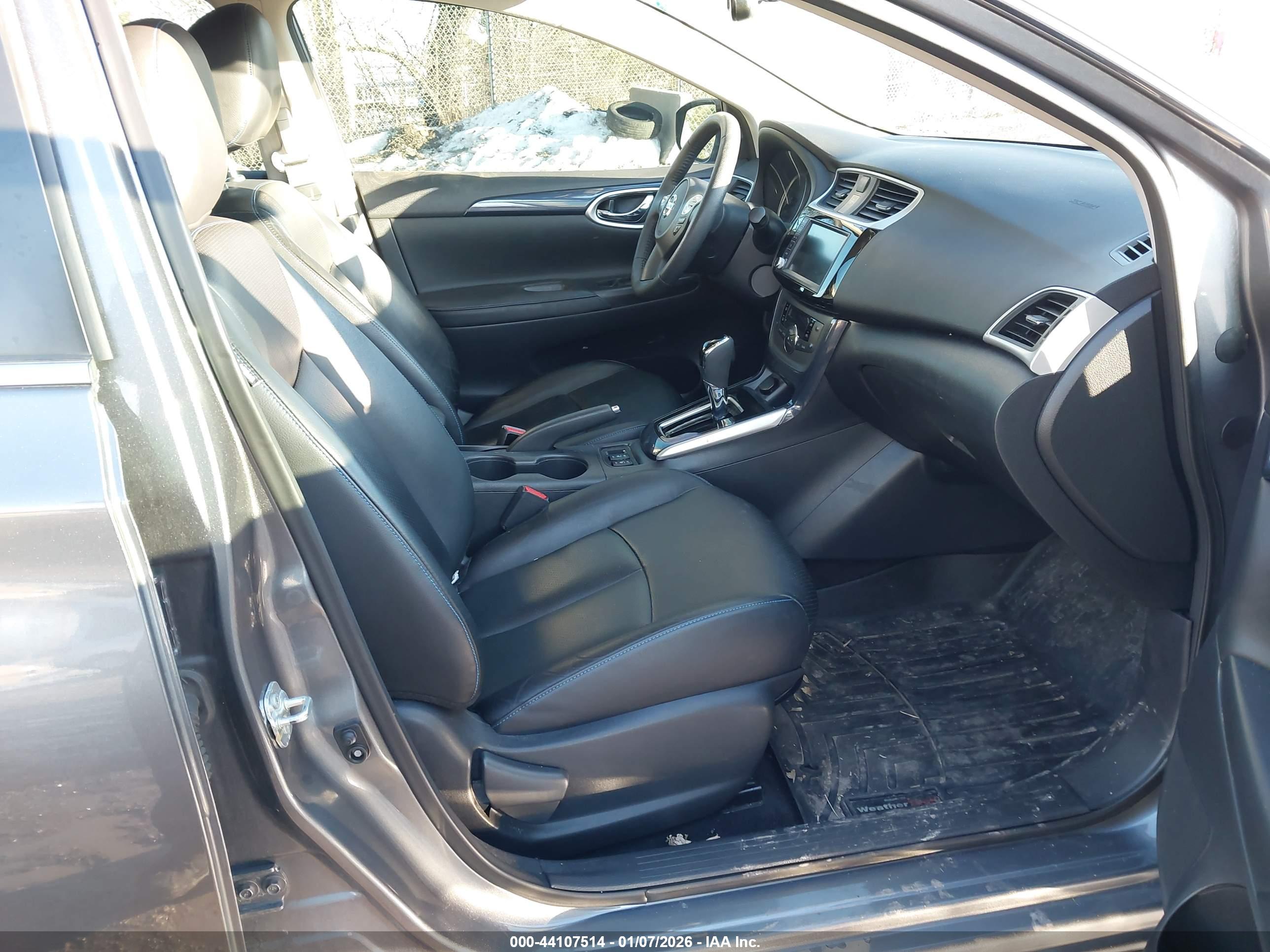 NISSAN SENTRA image 5