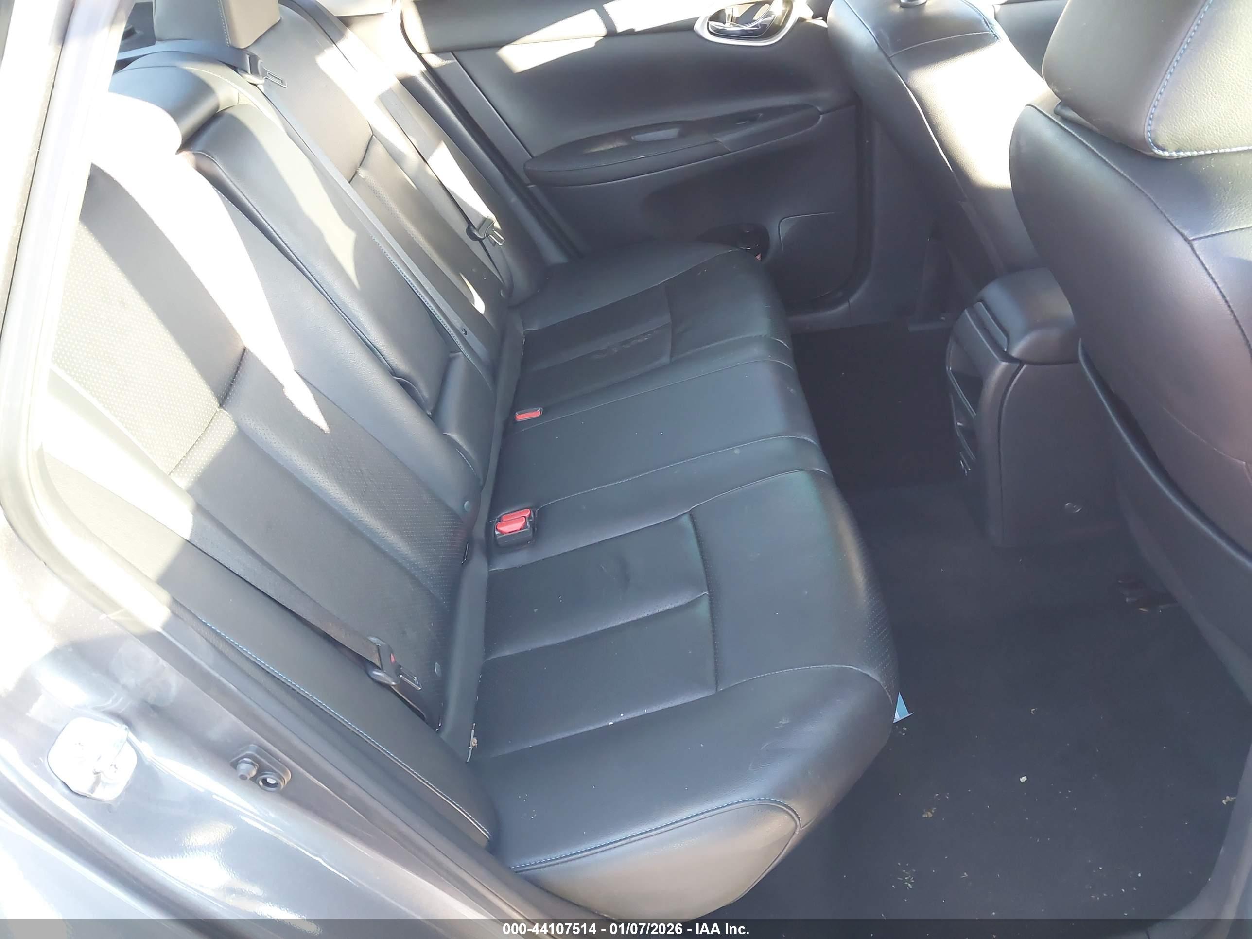 NISSAN SENTRA image 8