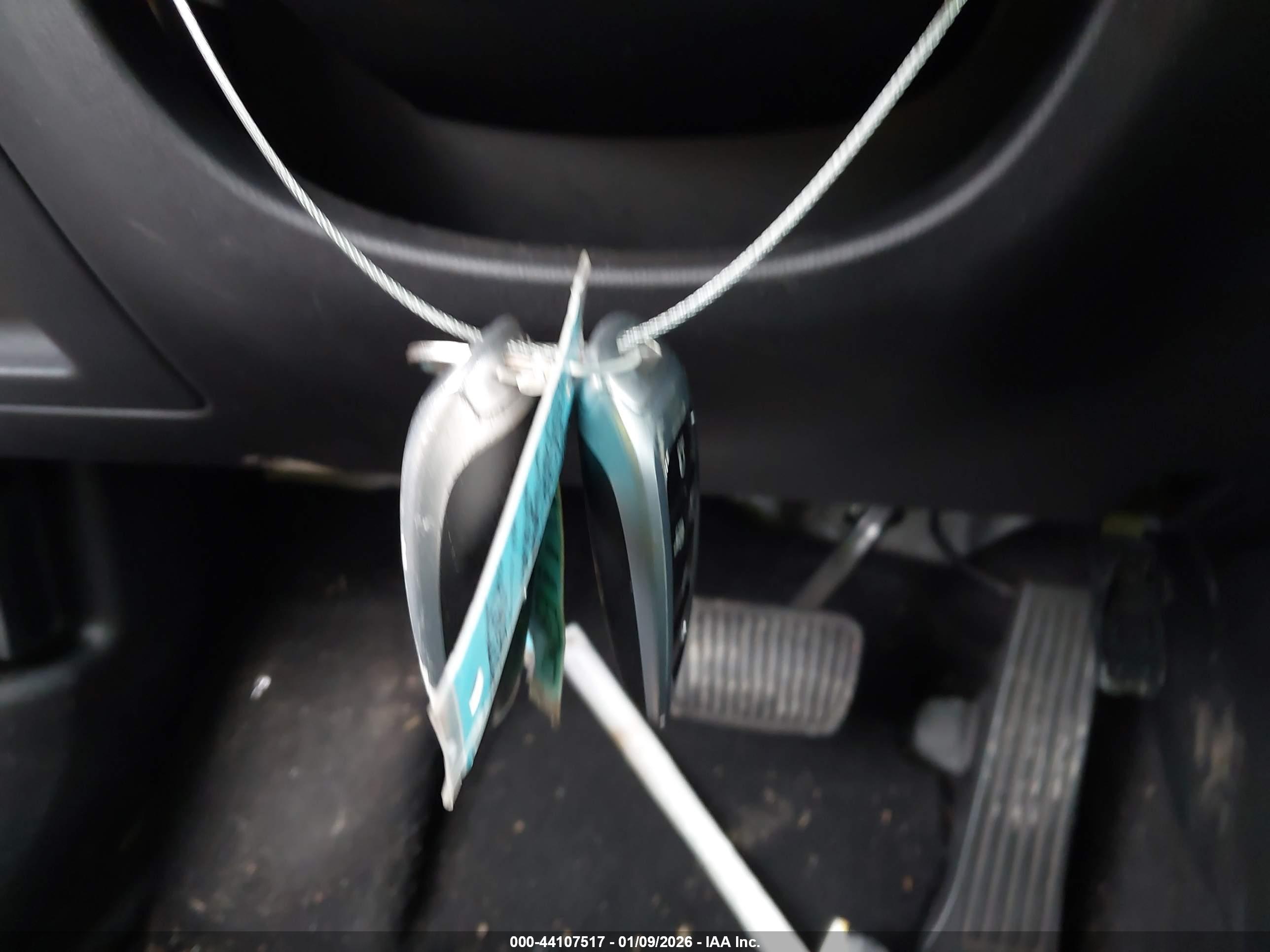 HYUNDAI TUCSON image 11