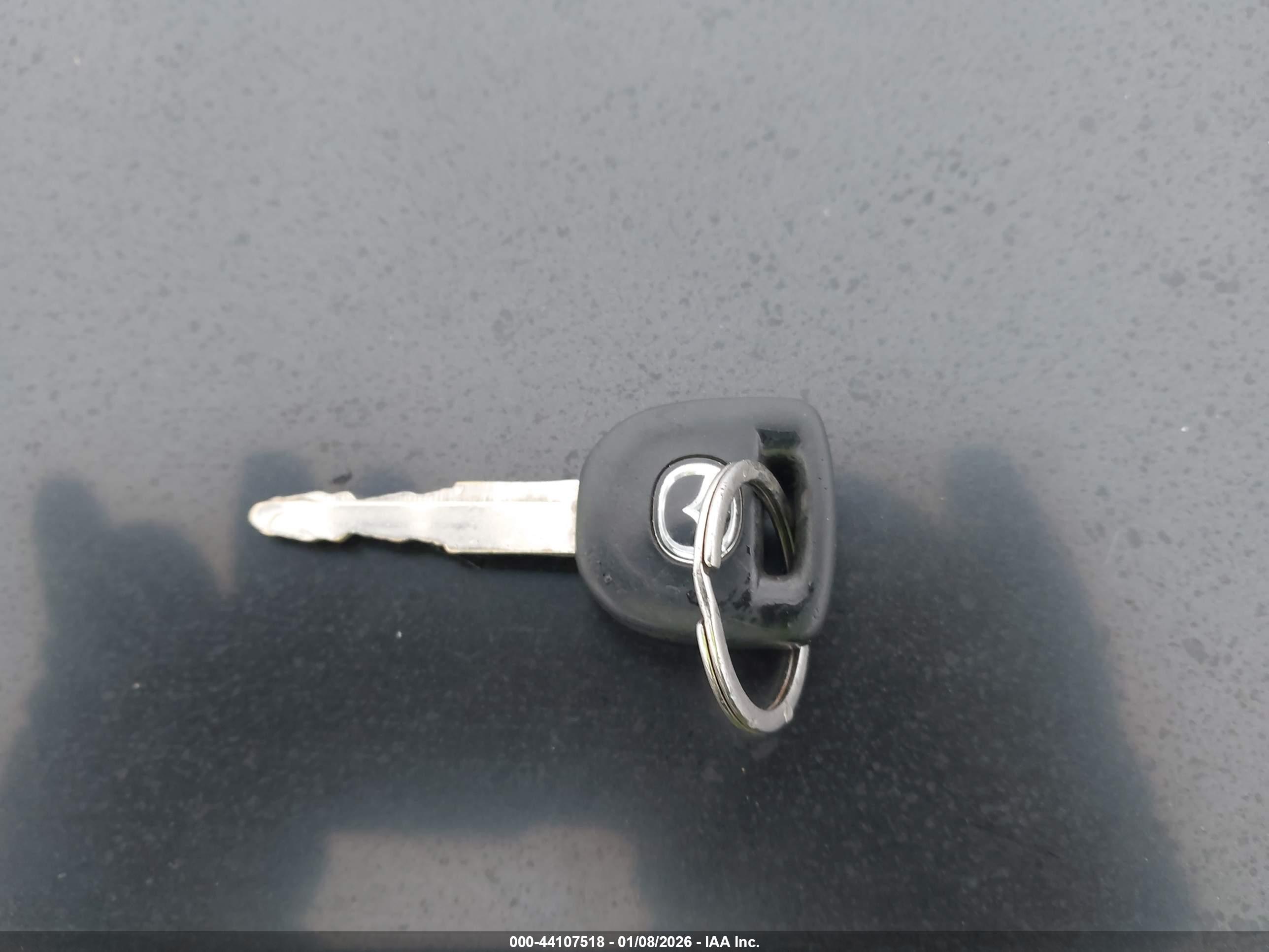 MAZDA MAZDA3 image 11