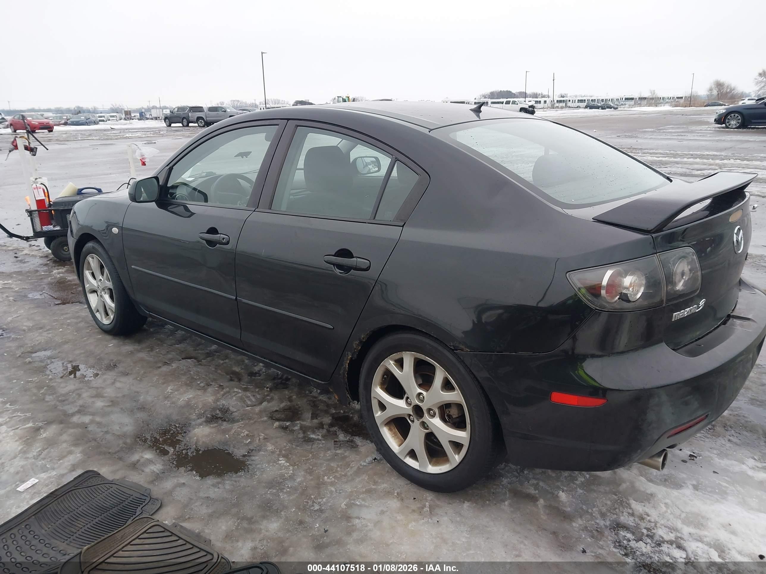 MAZDA MAZDA3 image 3