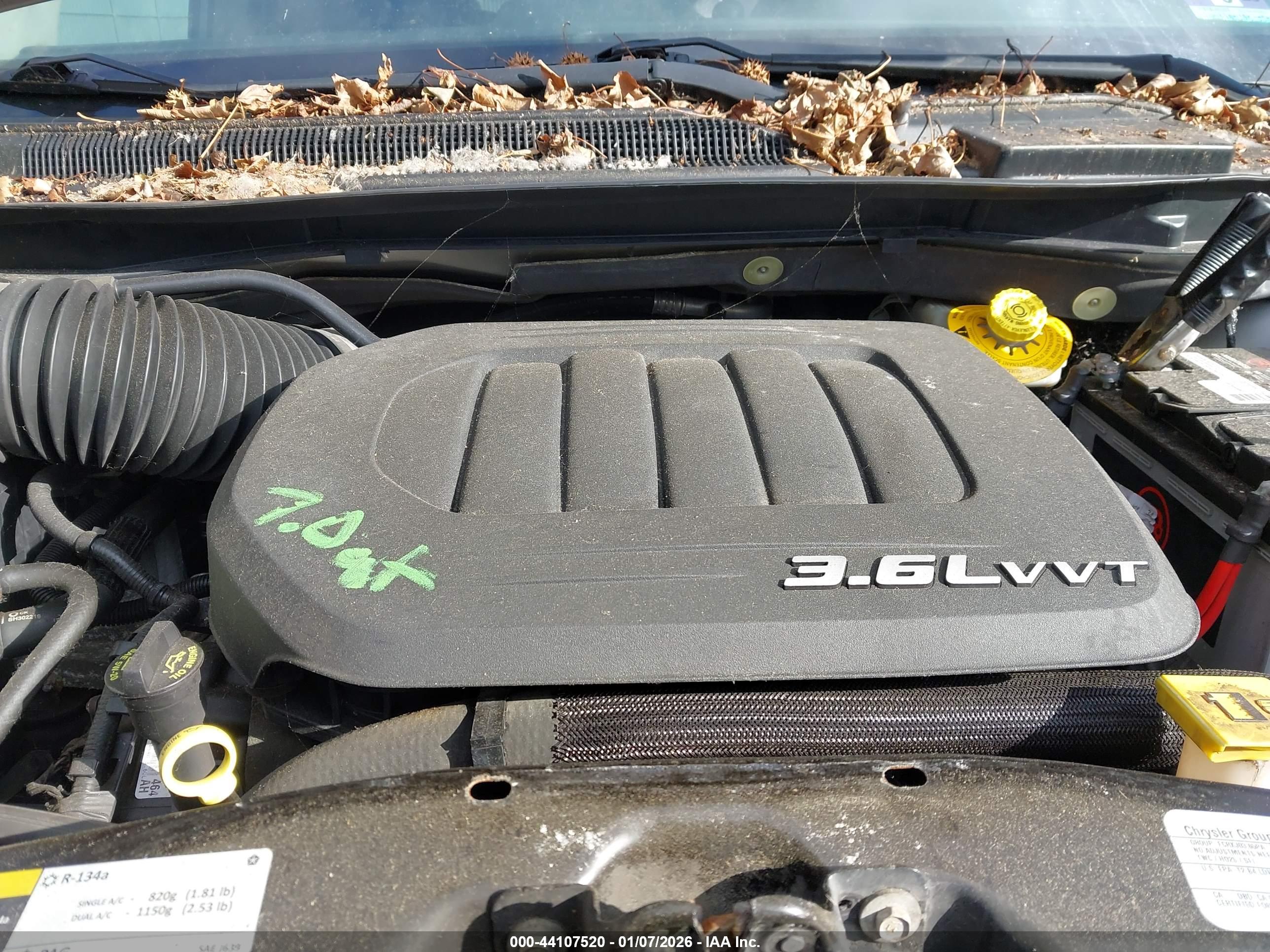CHRYSLER TOWN image 10