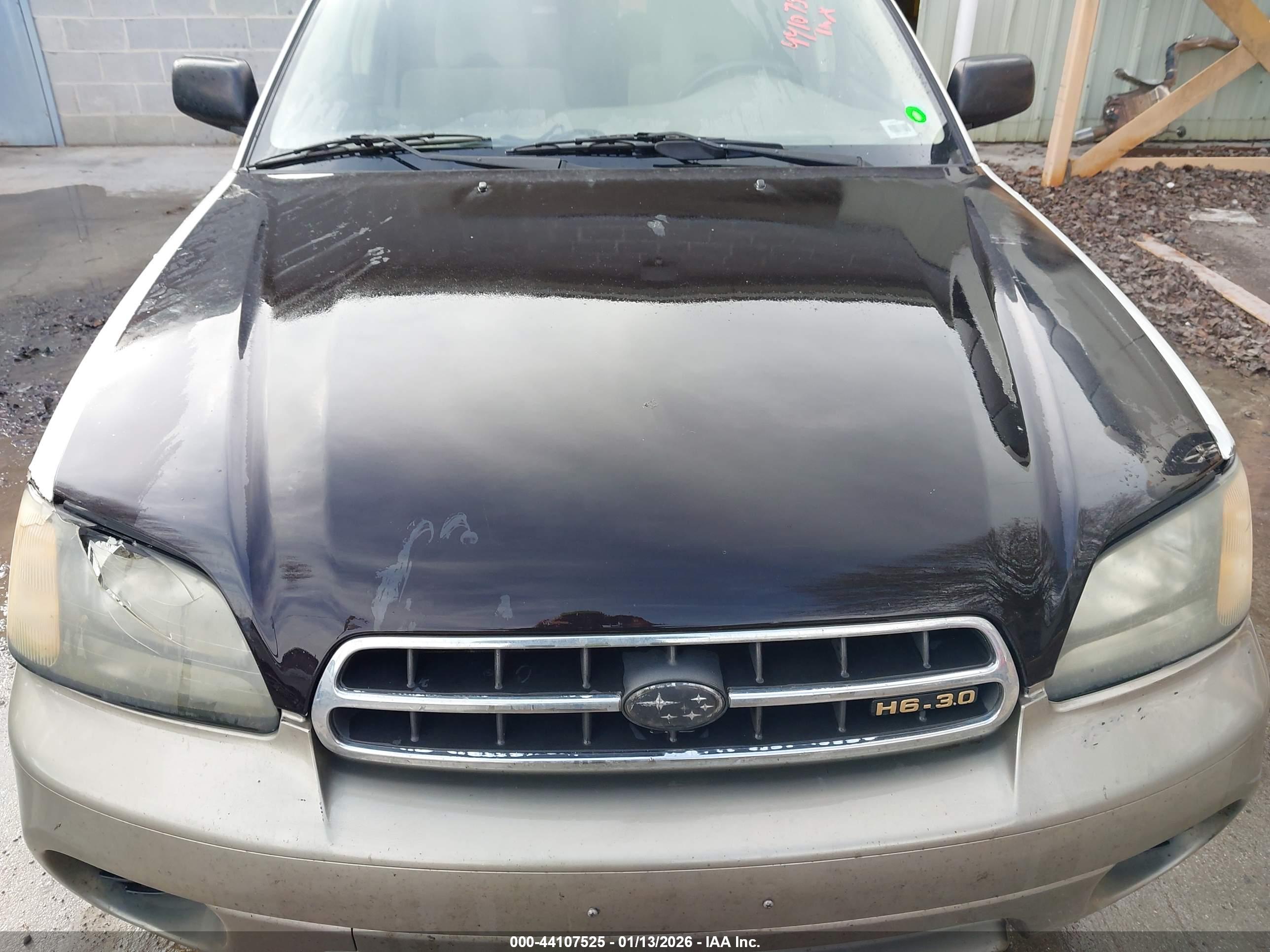 SUBARU OUTBACK image 10
