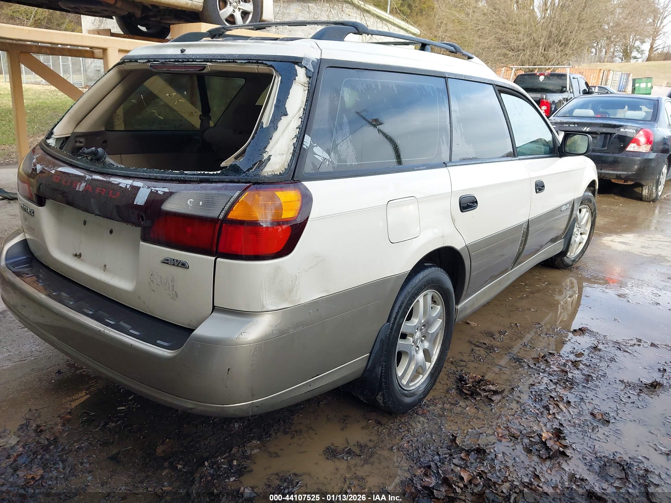 SUBARU OUTBACK image 4