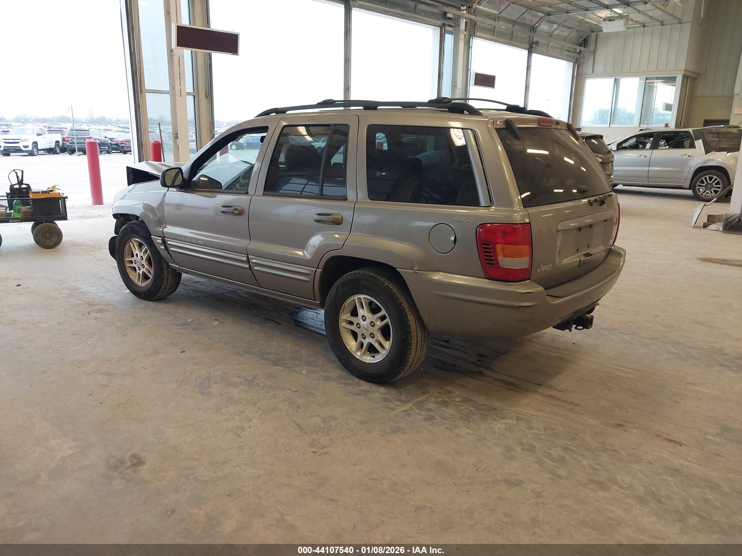JEEP GRAND image 3