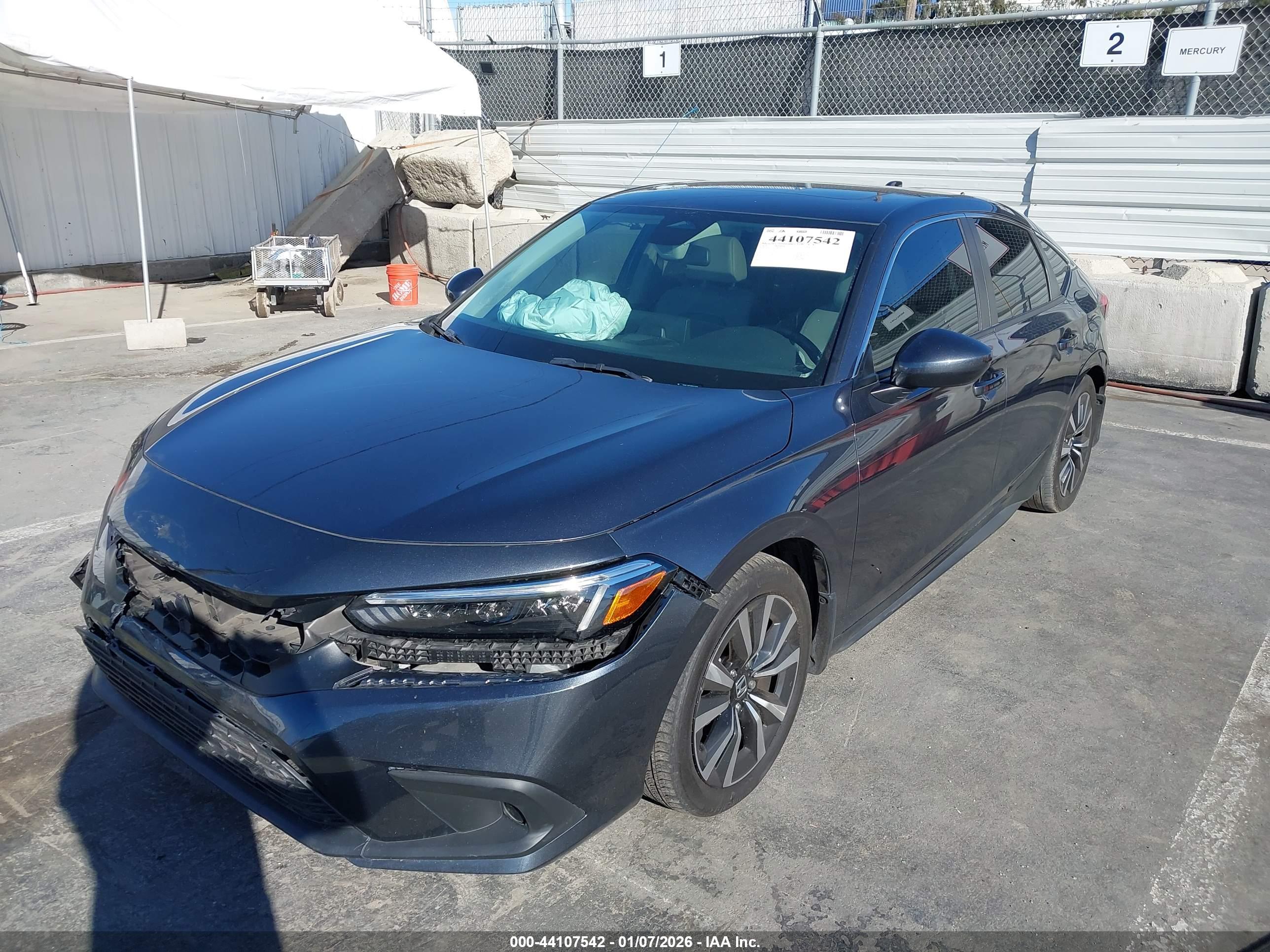 HONDA CIVIC image 2