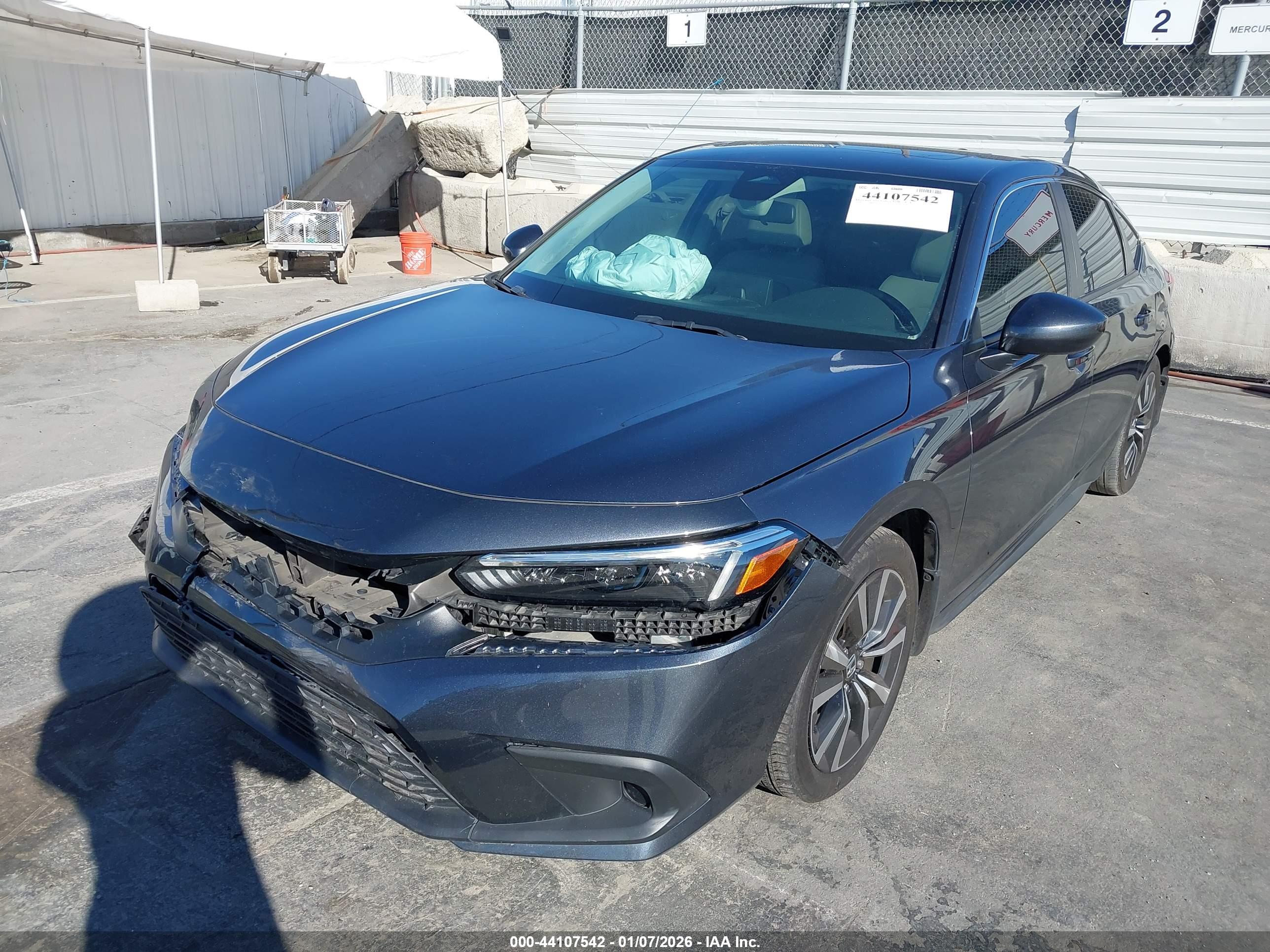 HONDA CIVIC image 6