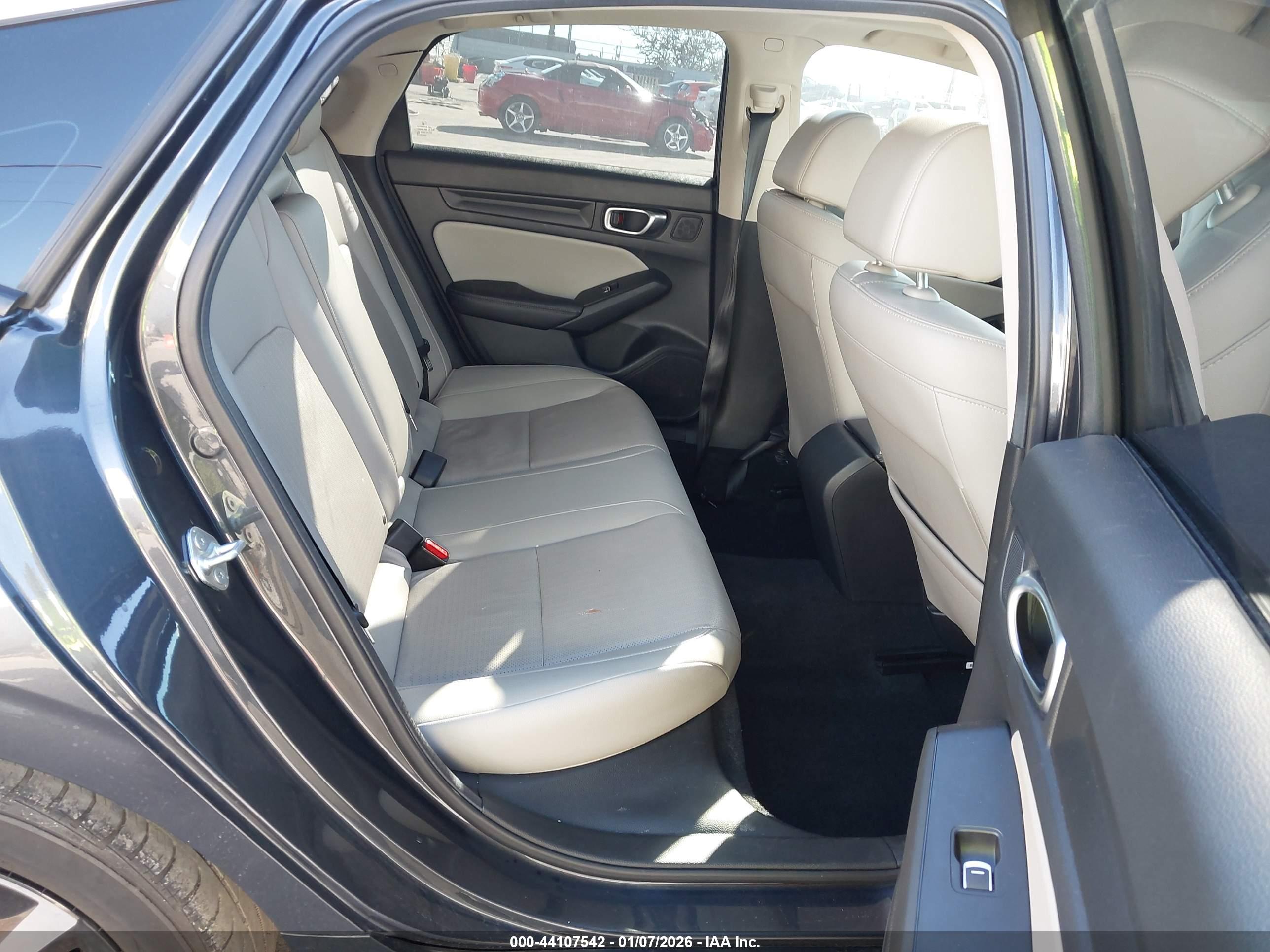HONDA CIVIC image 8
