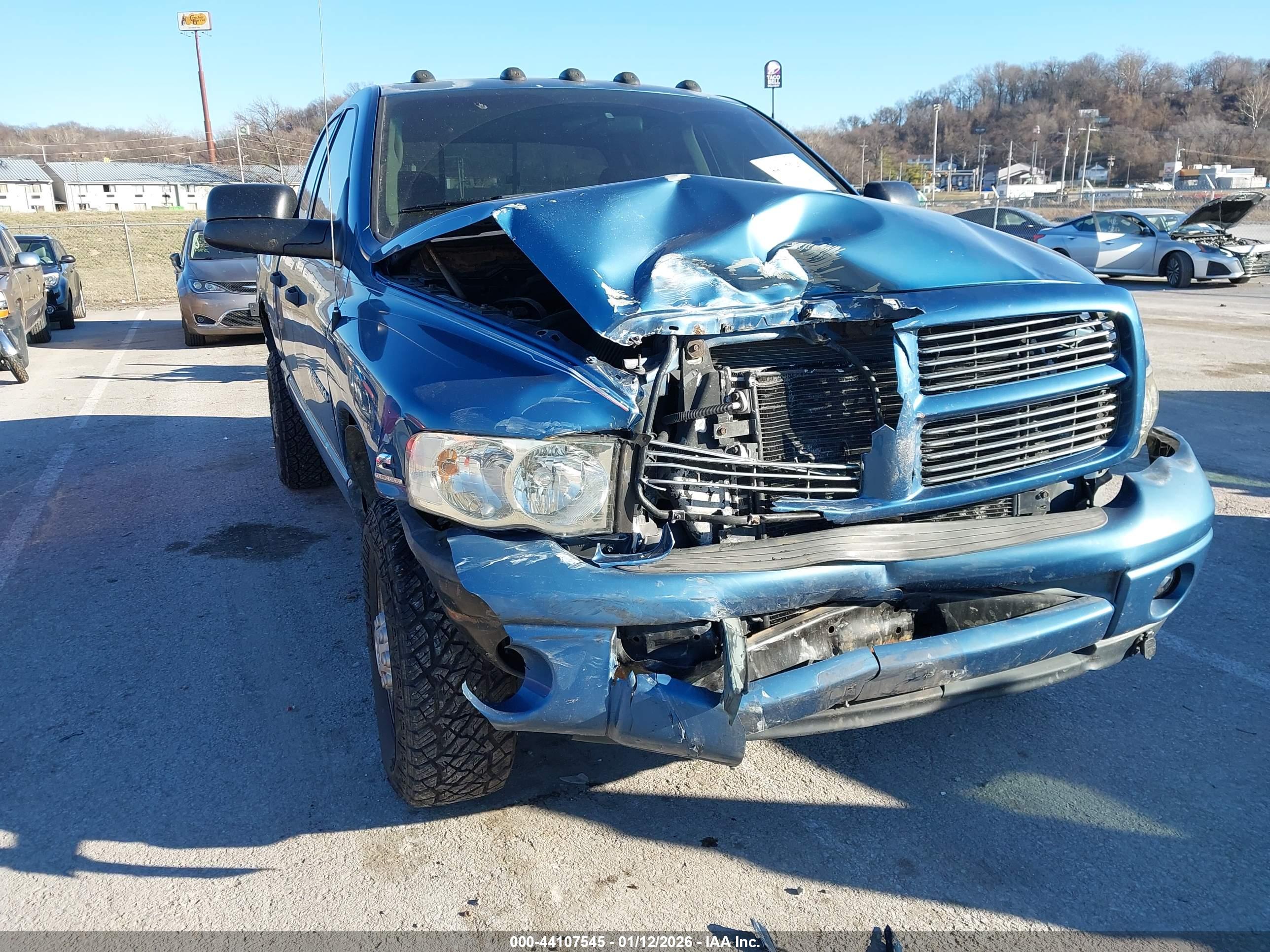 DODGE RAM image 6