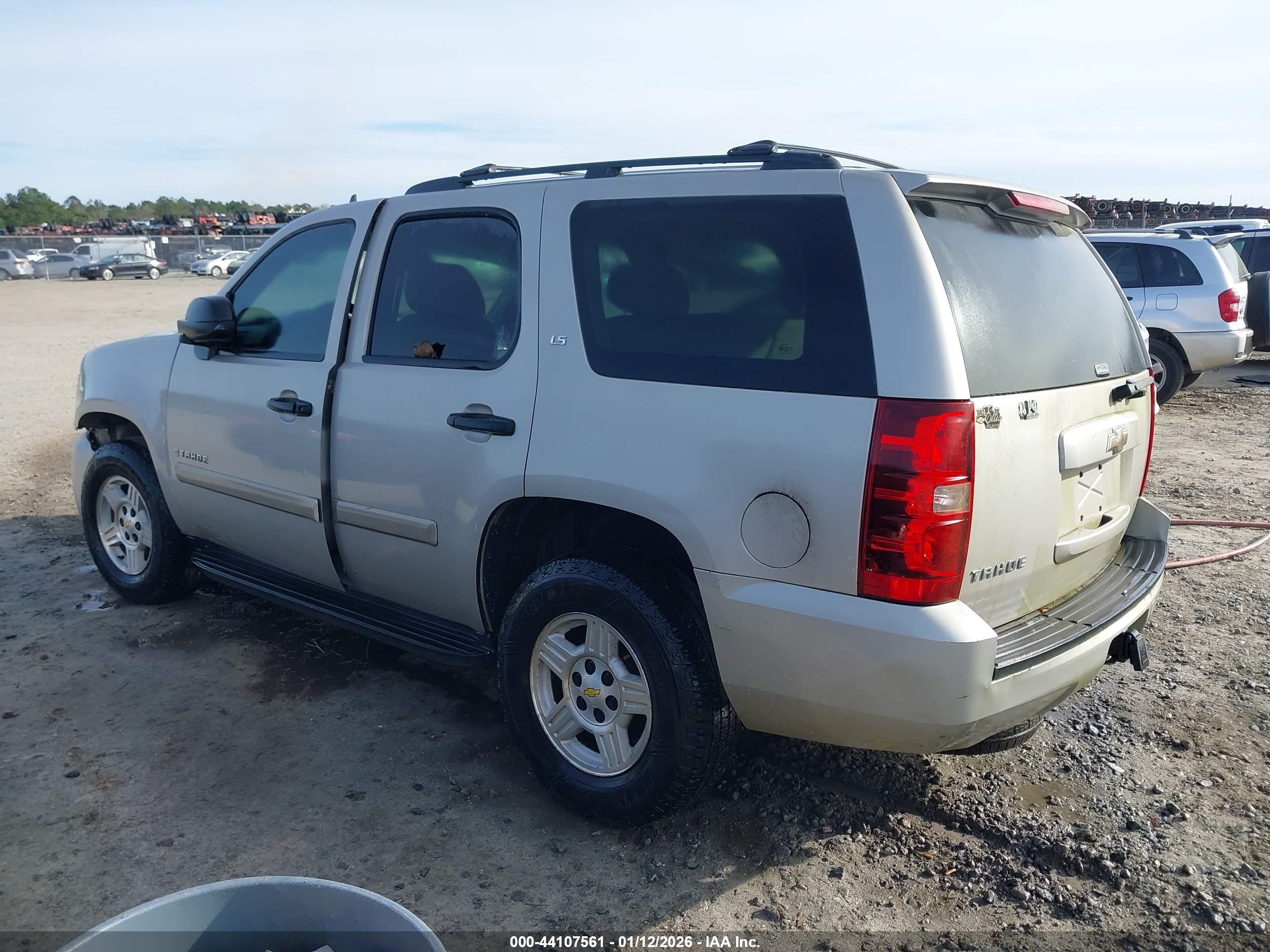CHEVROLET TAHOE image 3