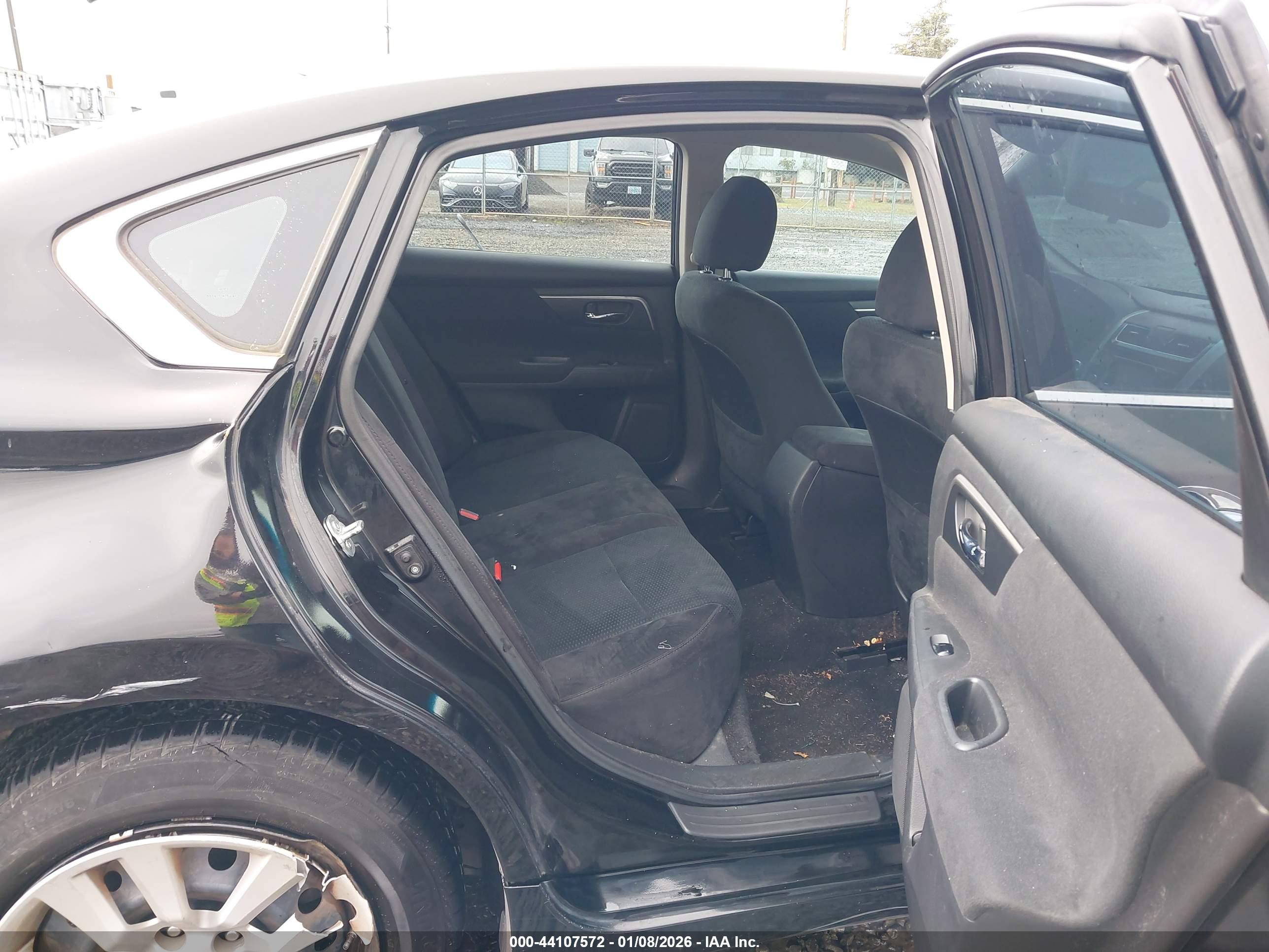 NISSAN ALTIMA image 8