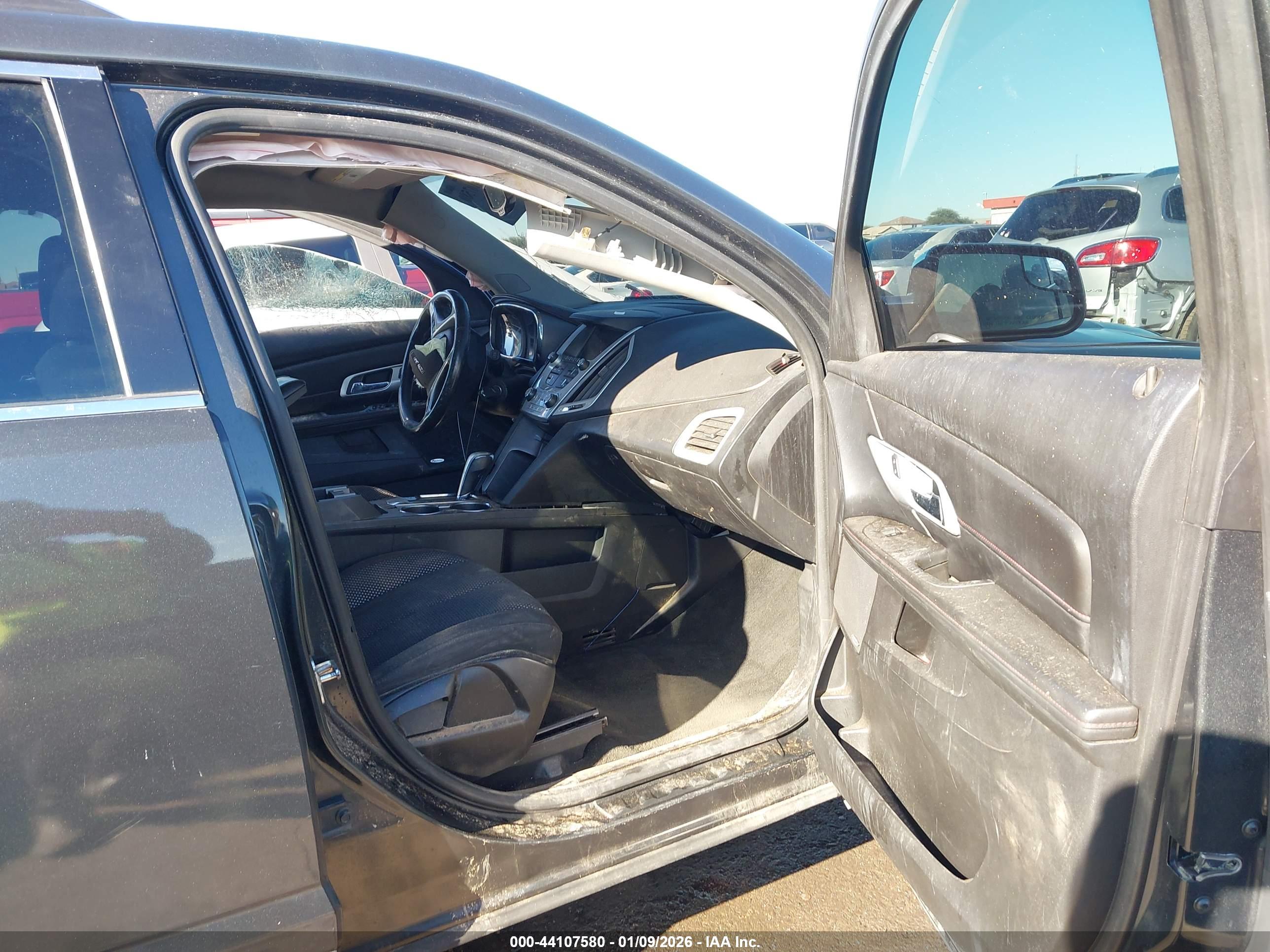 GMC TERRAIN image 5