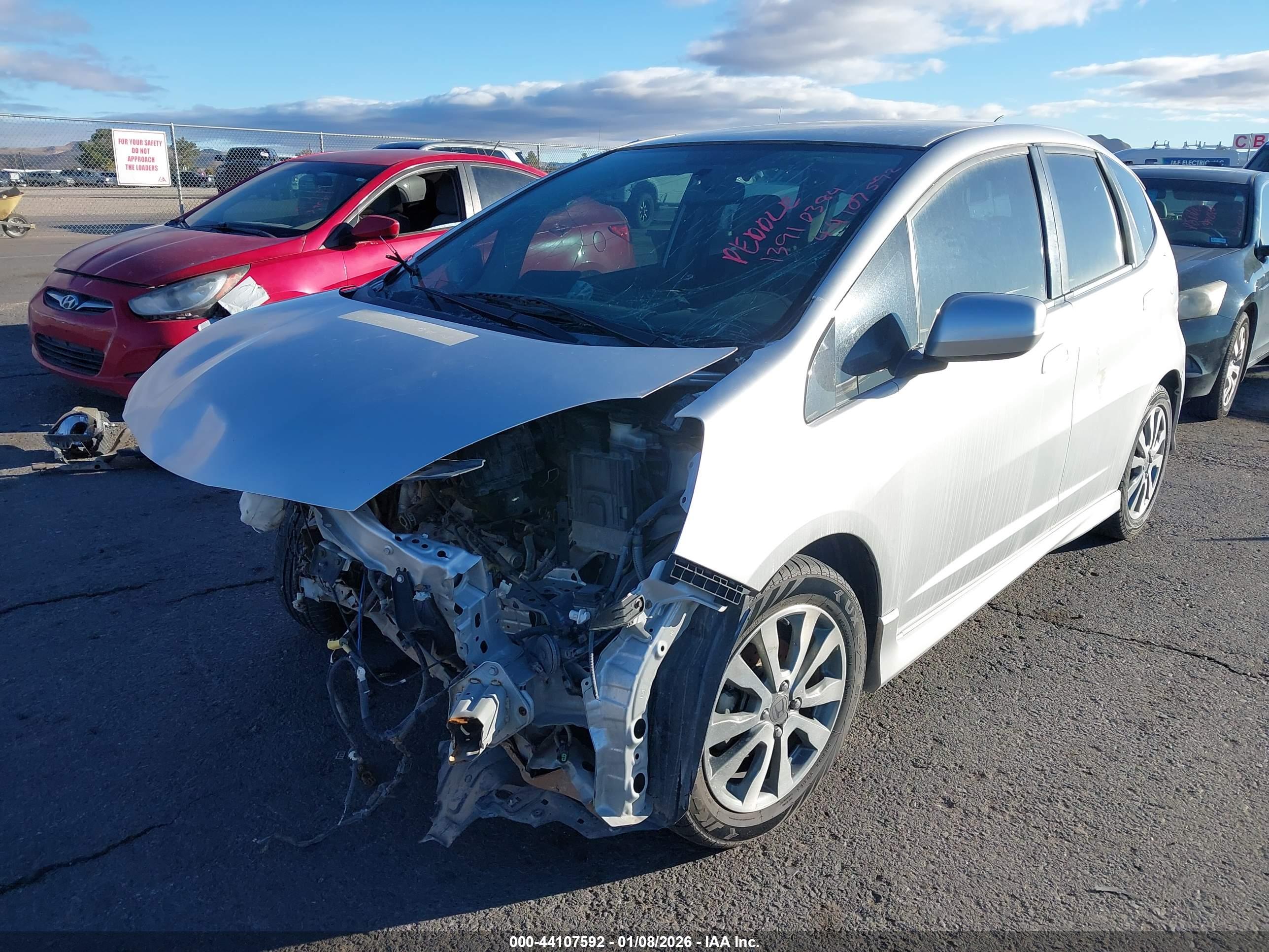 HONDA FIT image 2