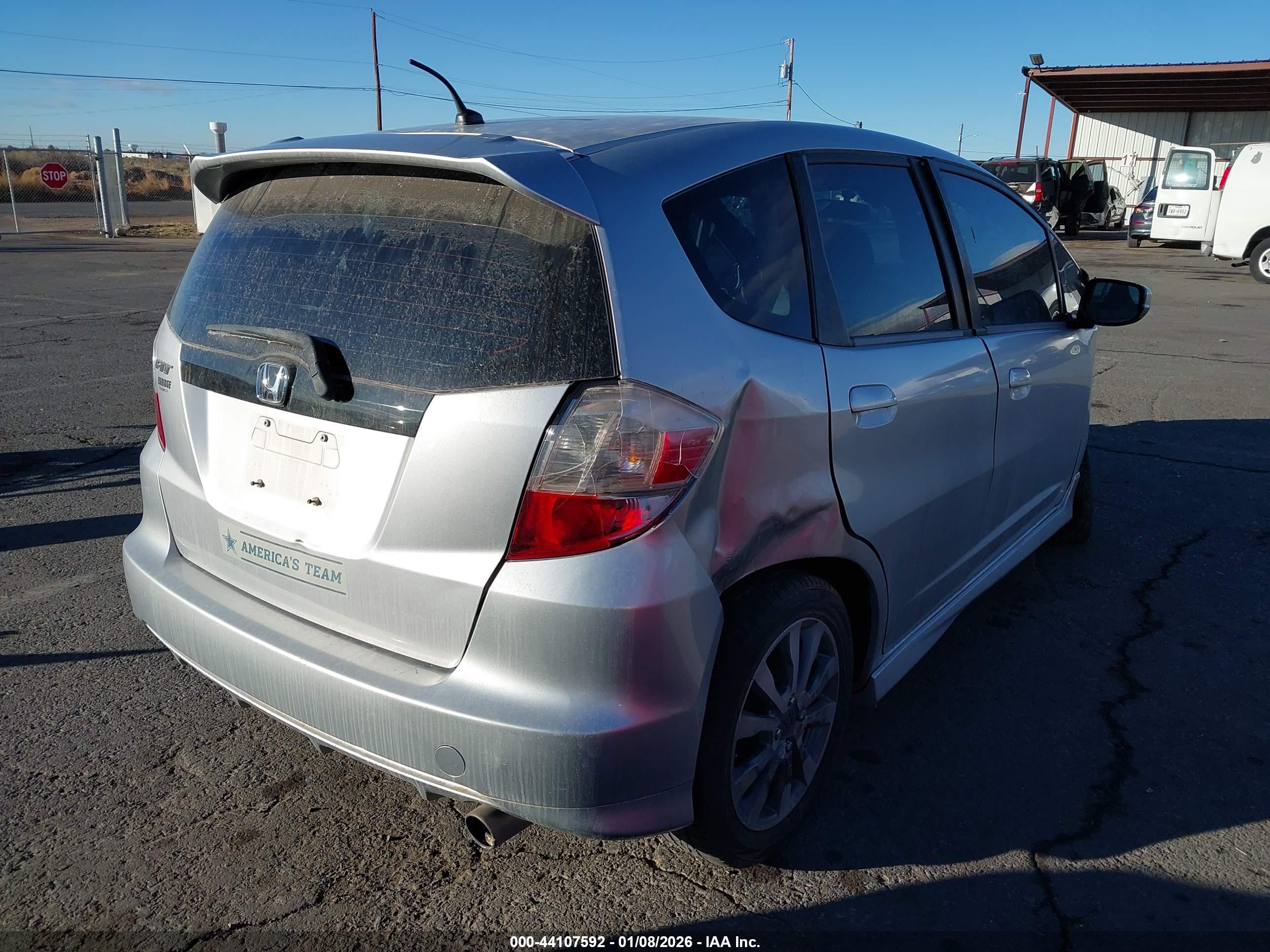 HONDA FIT image 4