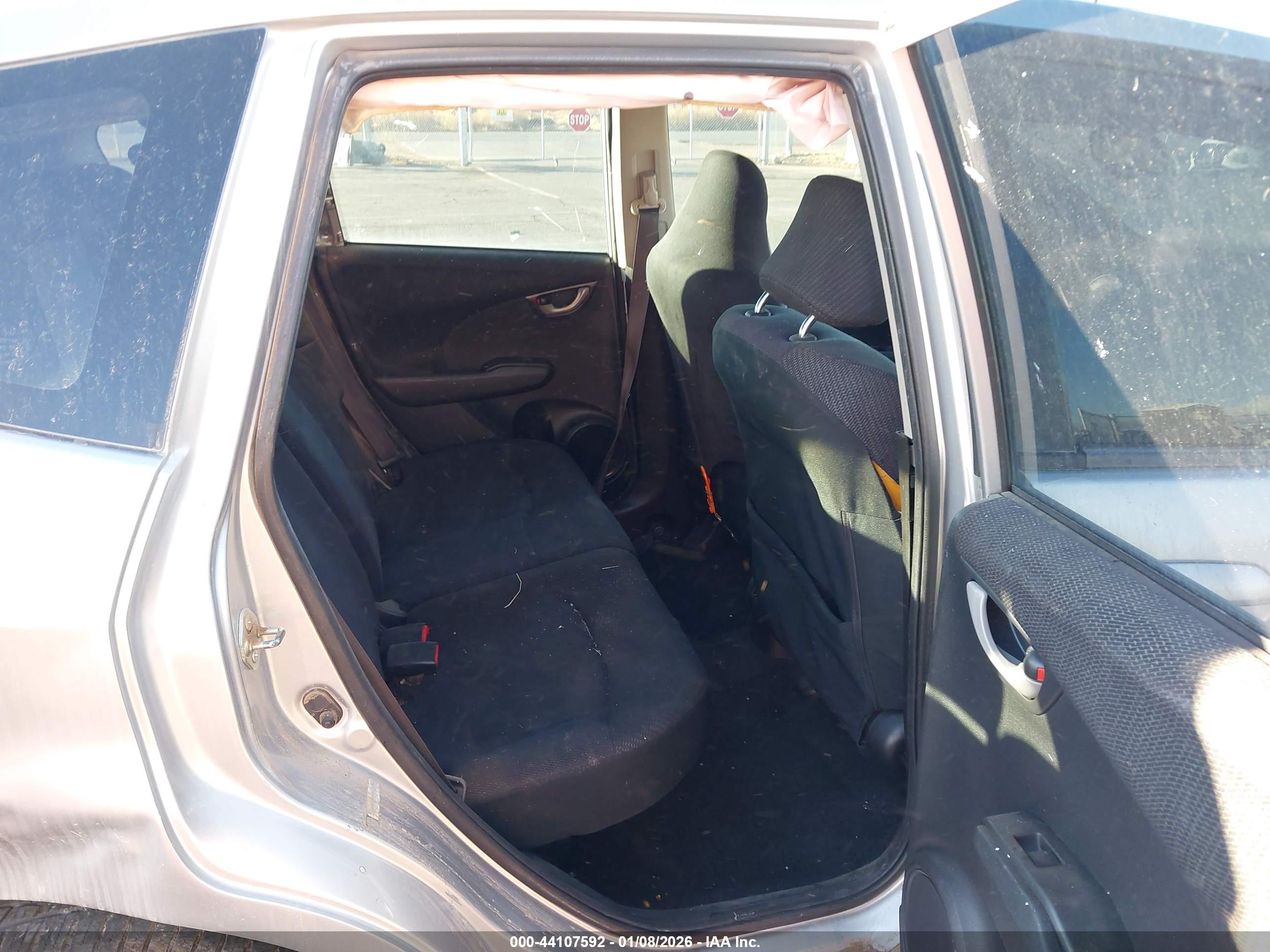 HONDA FIT image 8