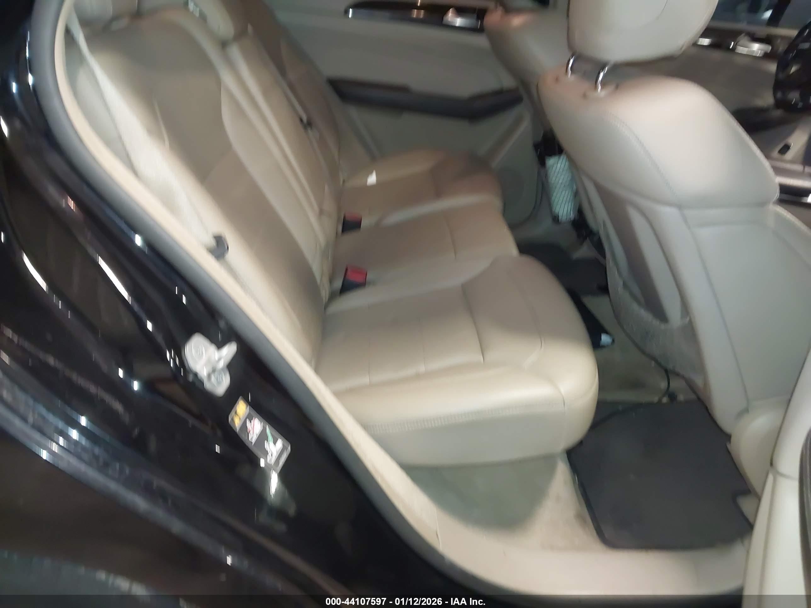 MERCEDES-BENZ ML image 8