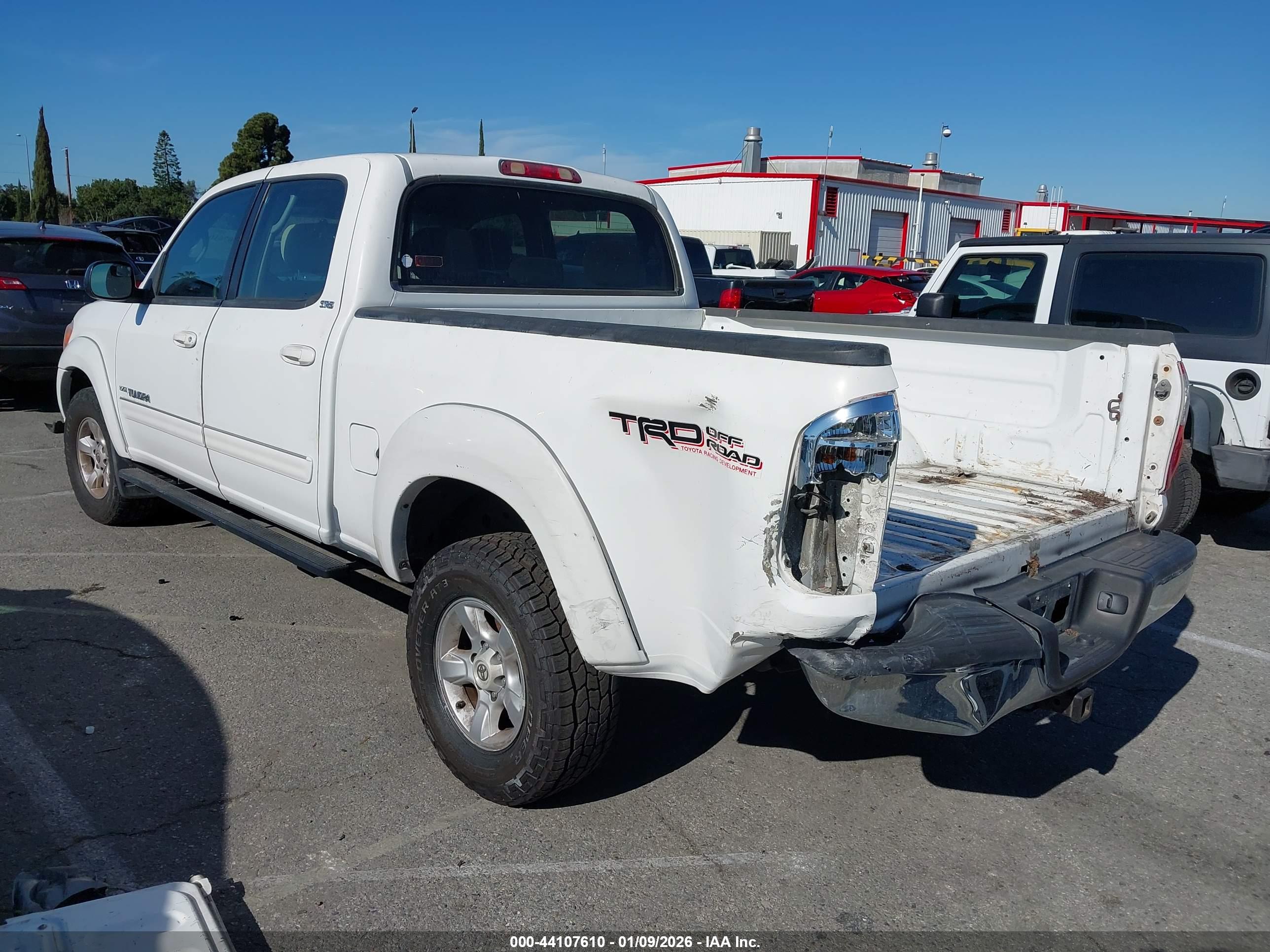 TOYOTA TUNDRA image 3