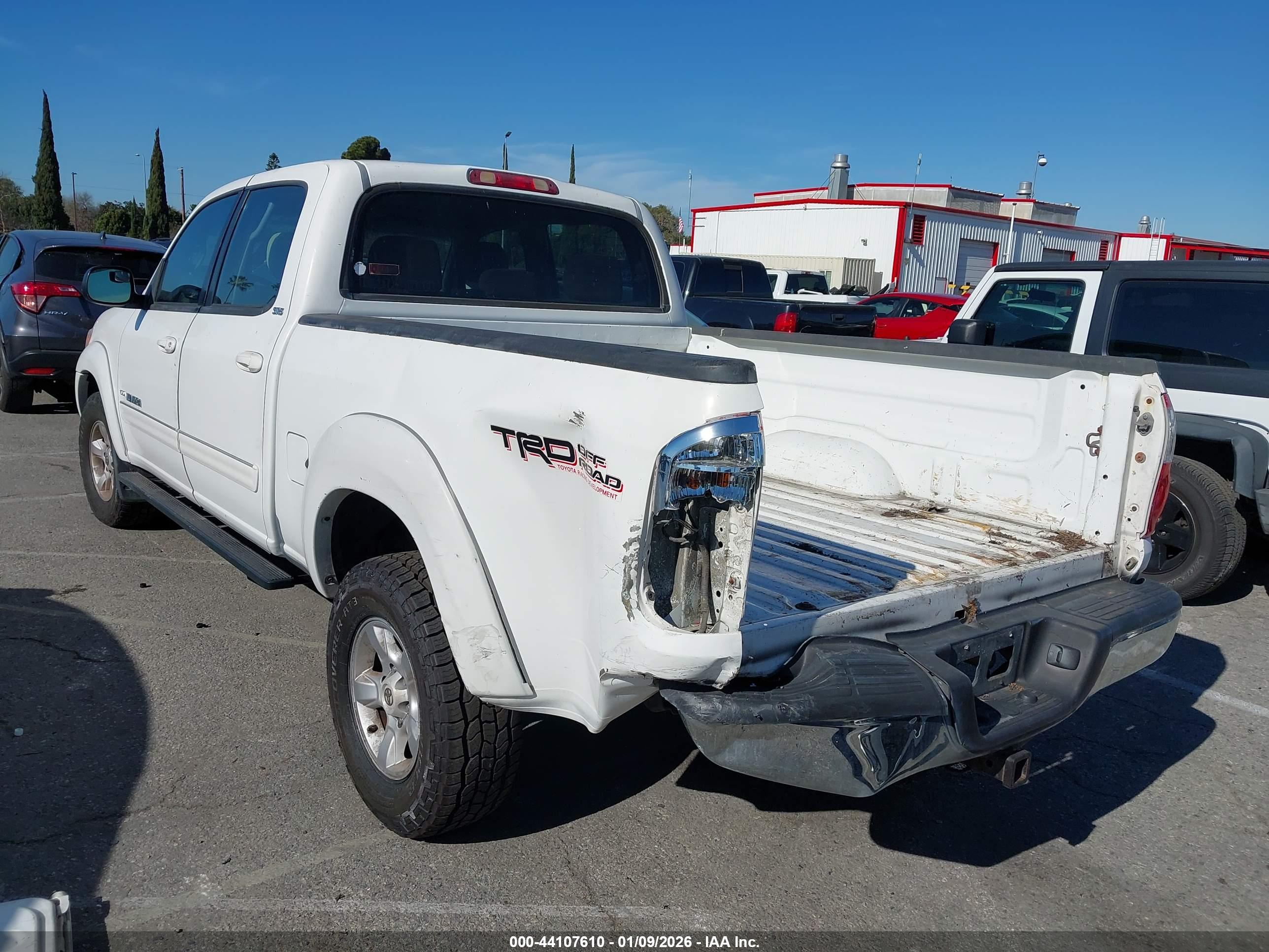 TOYOTA TUNDRA image 6