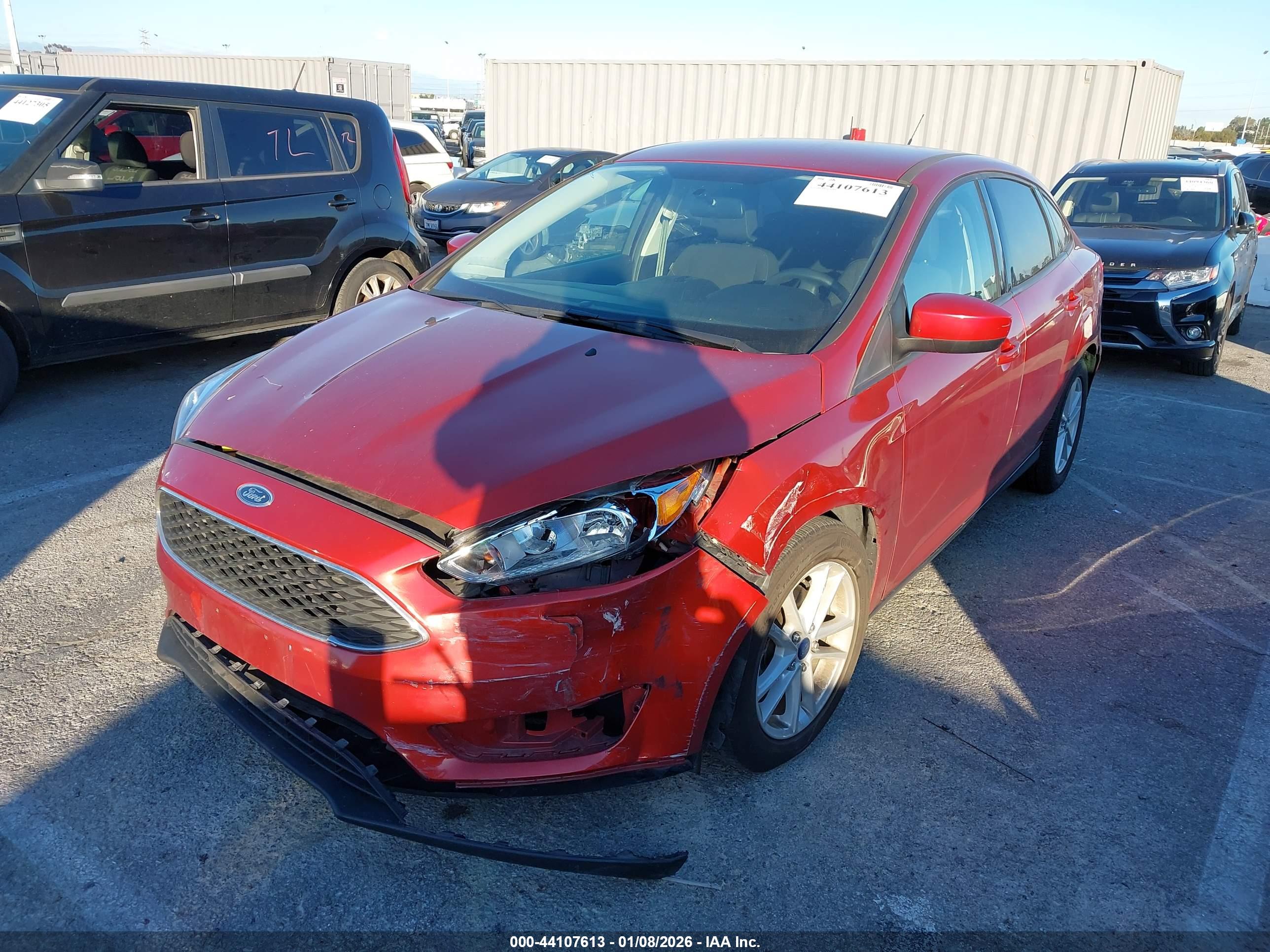 FORD FOCUS image 2