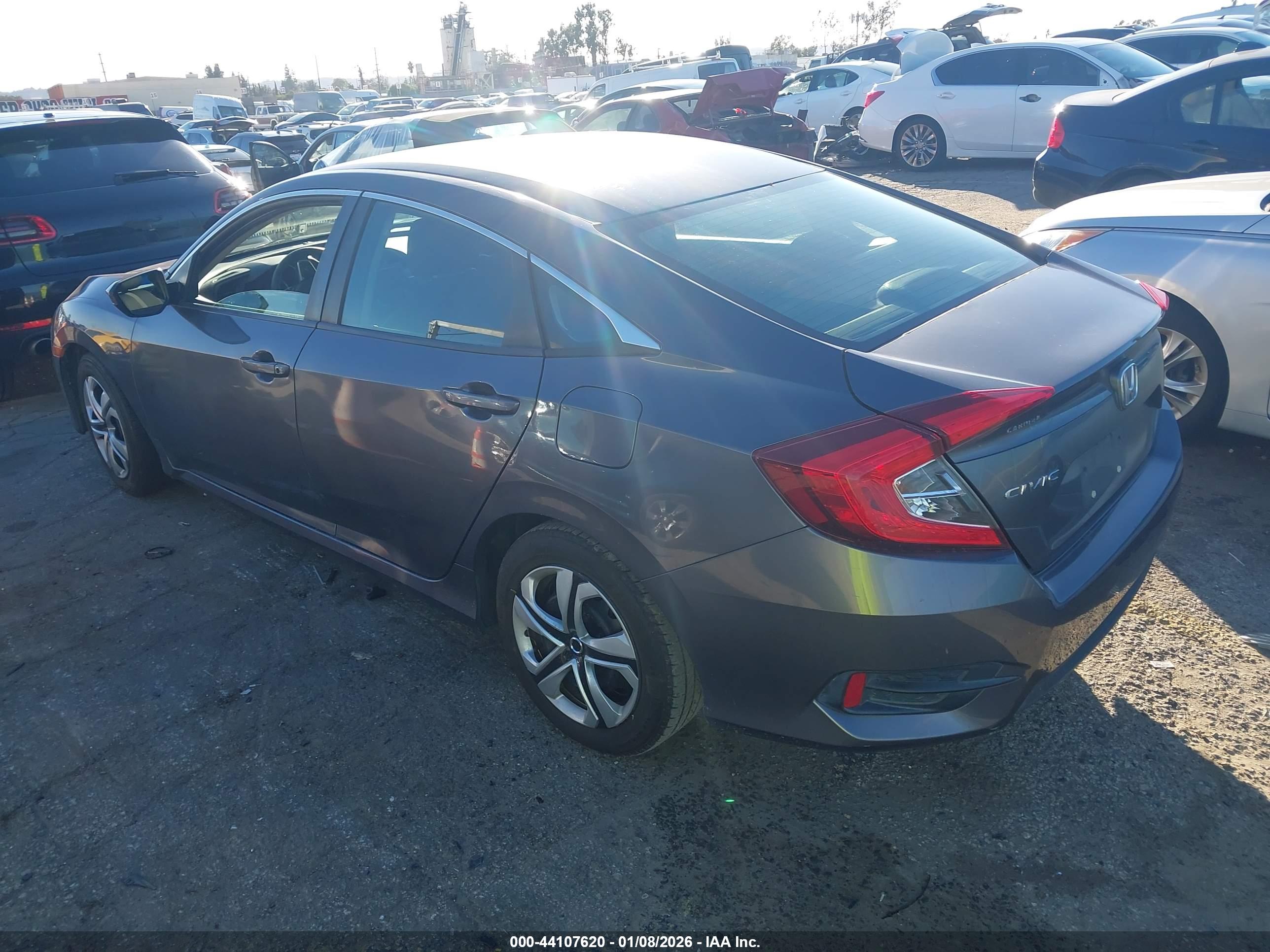 HONDA CIVIC image 3
