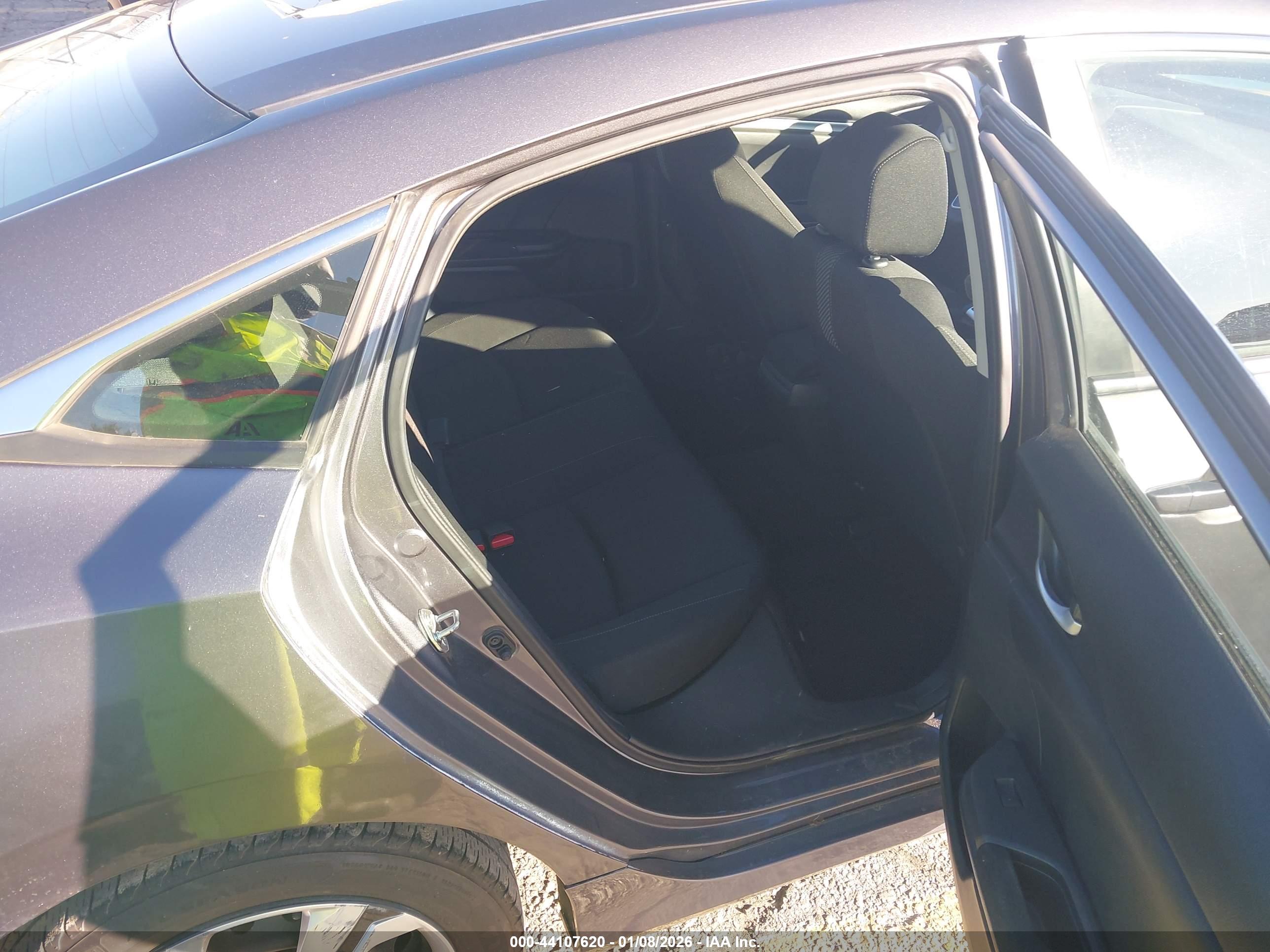 HONDA CIVIC image 8