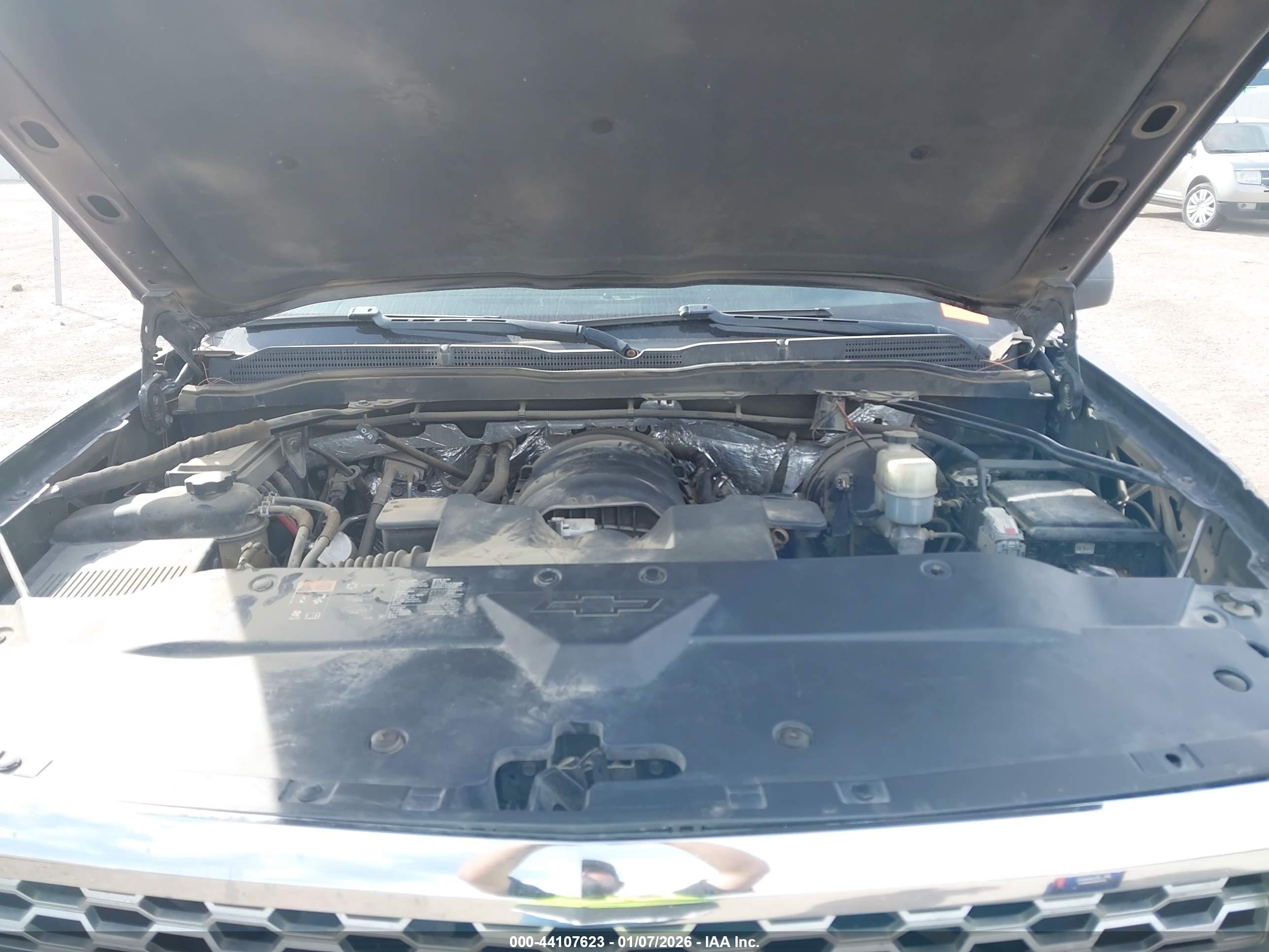 CHEVROLET SILVERADO image 10