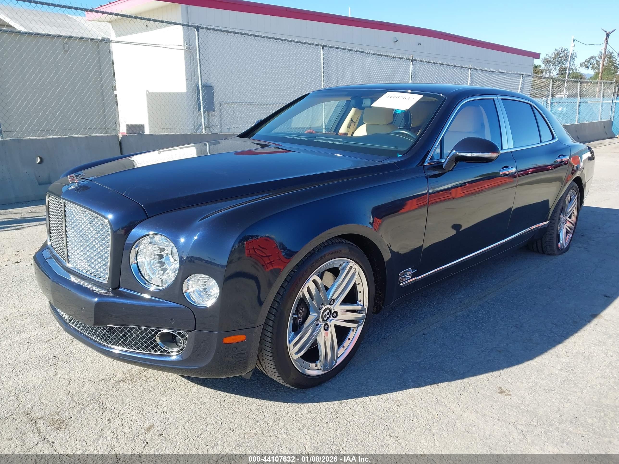 BENTLEY MULSANNE image 2