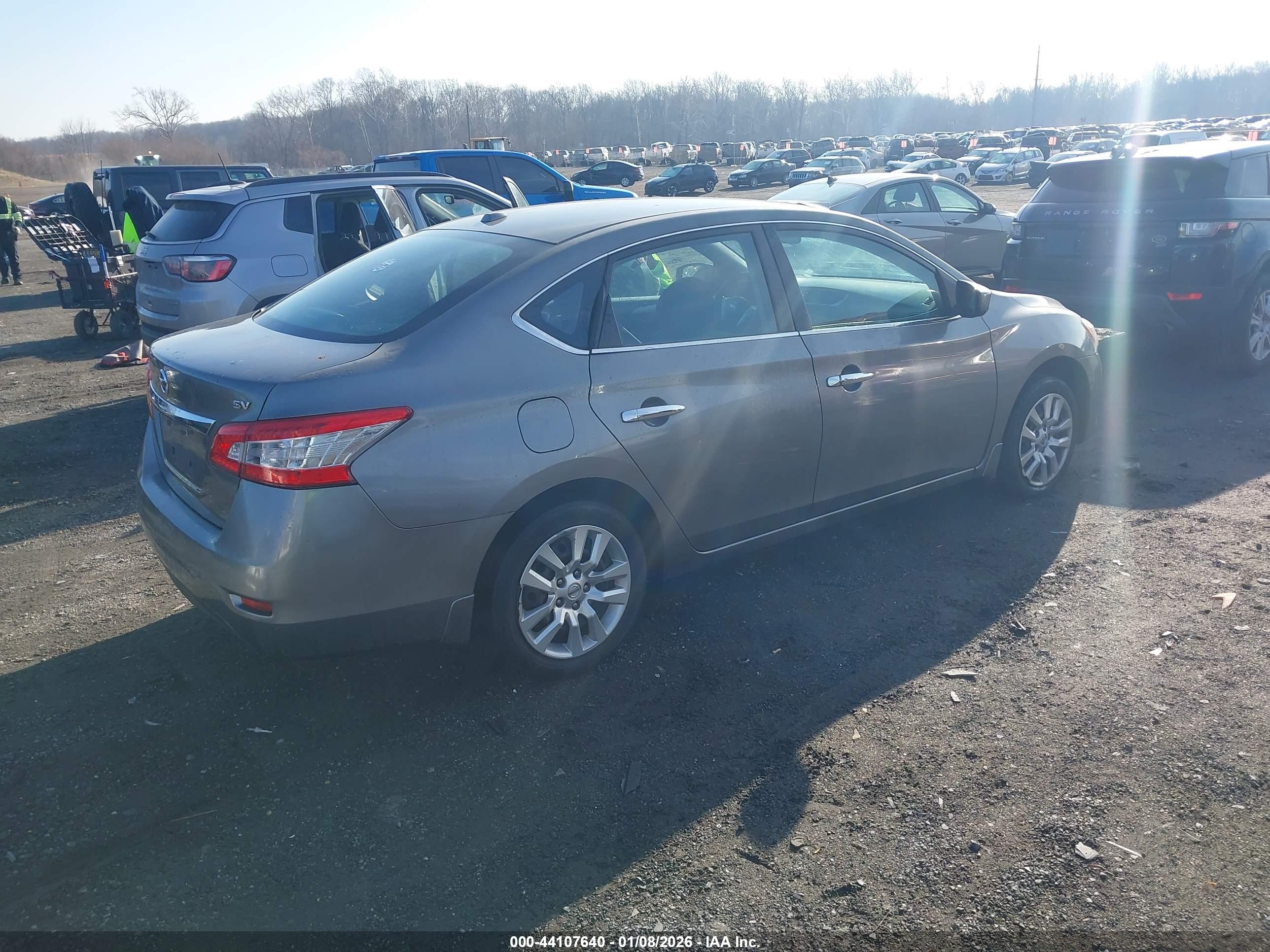 NISSAN SENTRA image 4