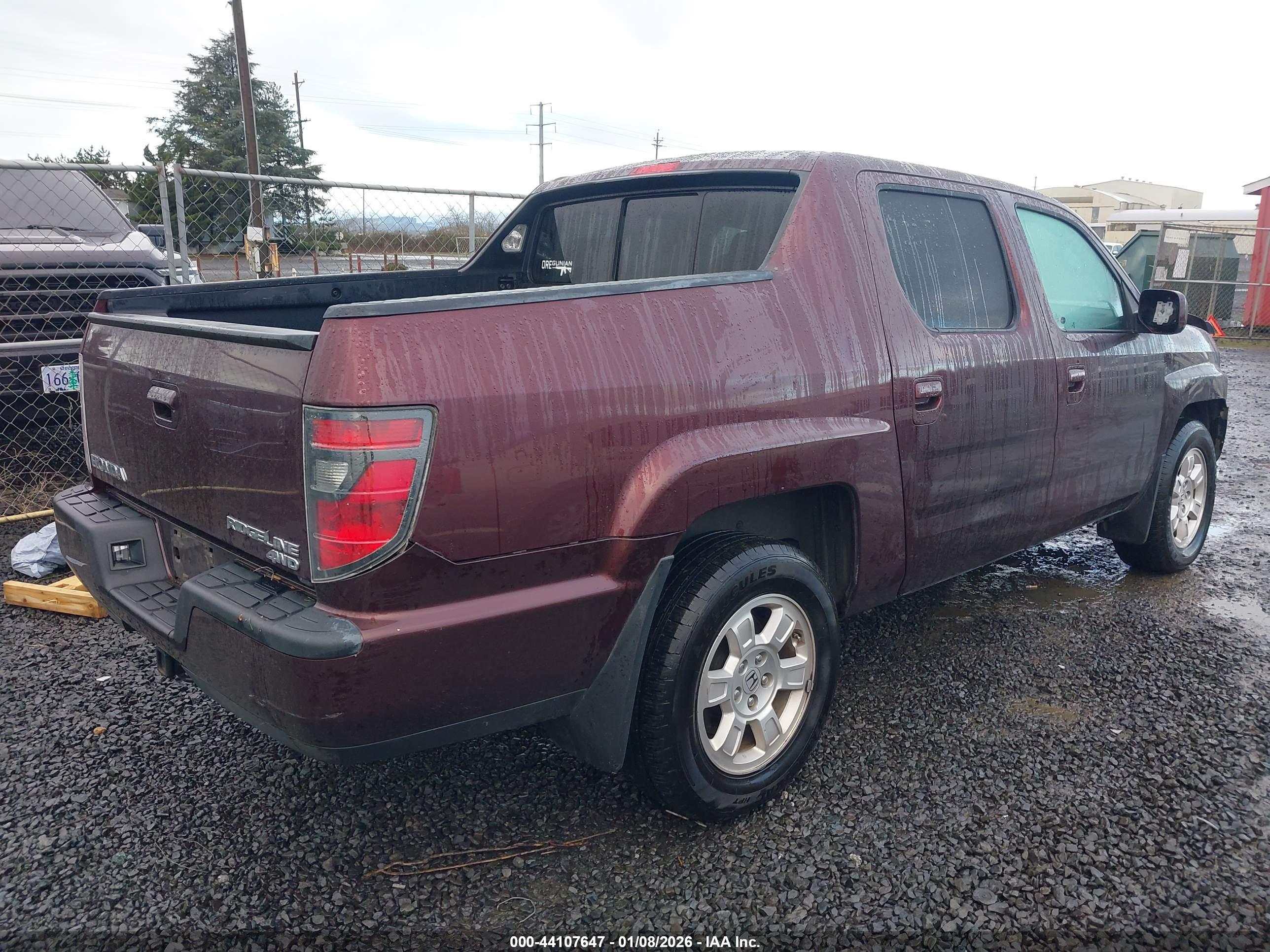 HONDA RIDGELINE image 4