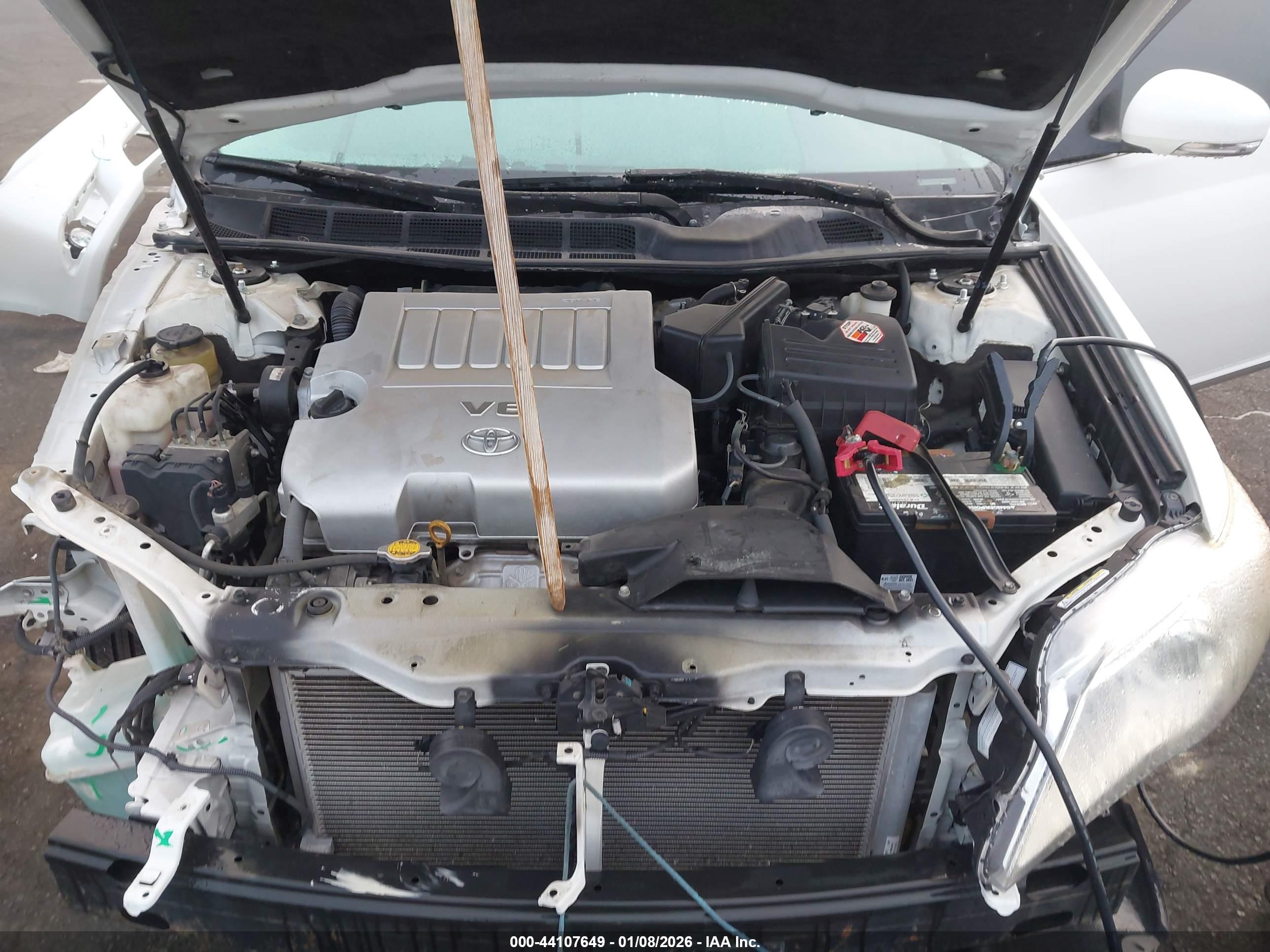 TOYOTA AVALON image 10