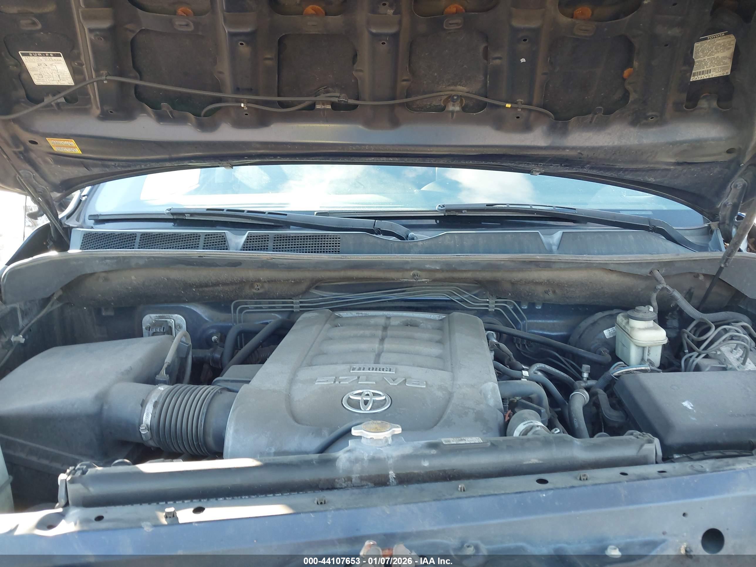 TOYOTA TUNDRA image 10