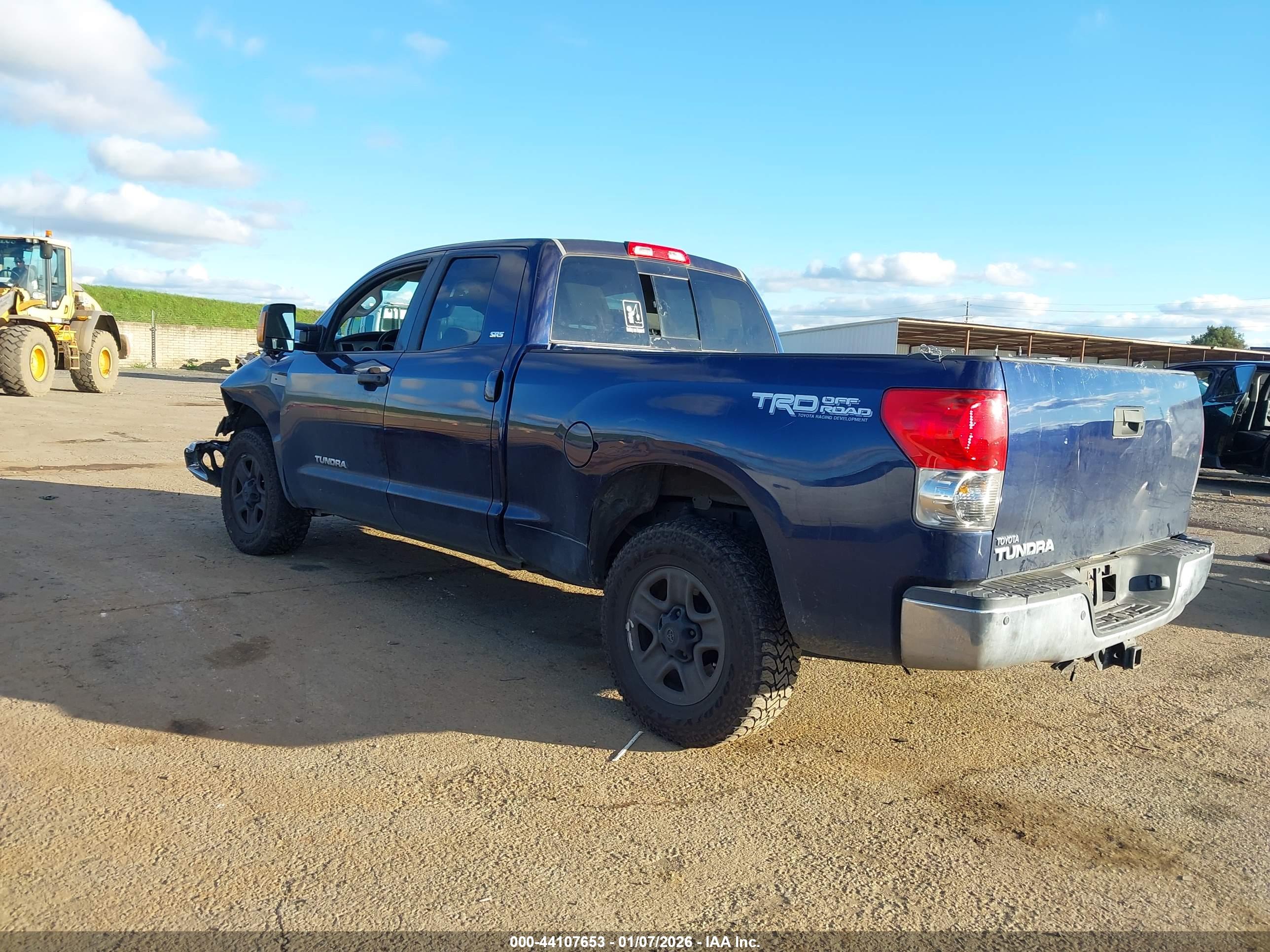 TOYOTA TUNDRA image 3