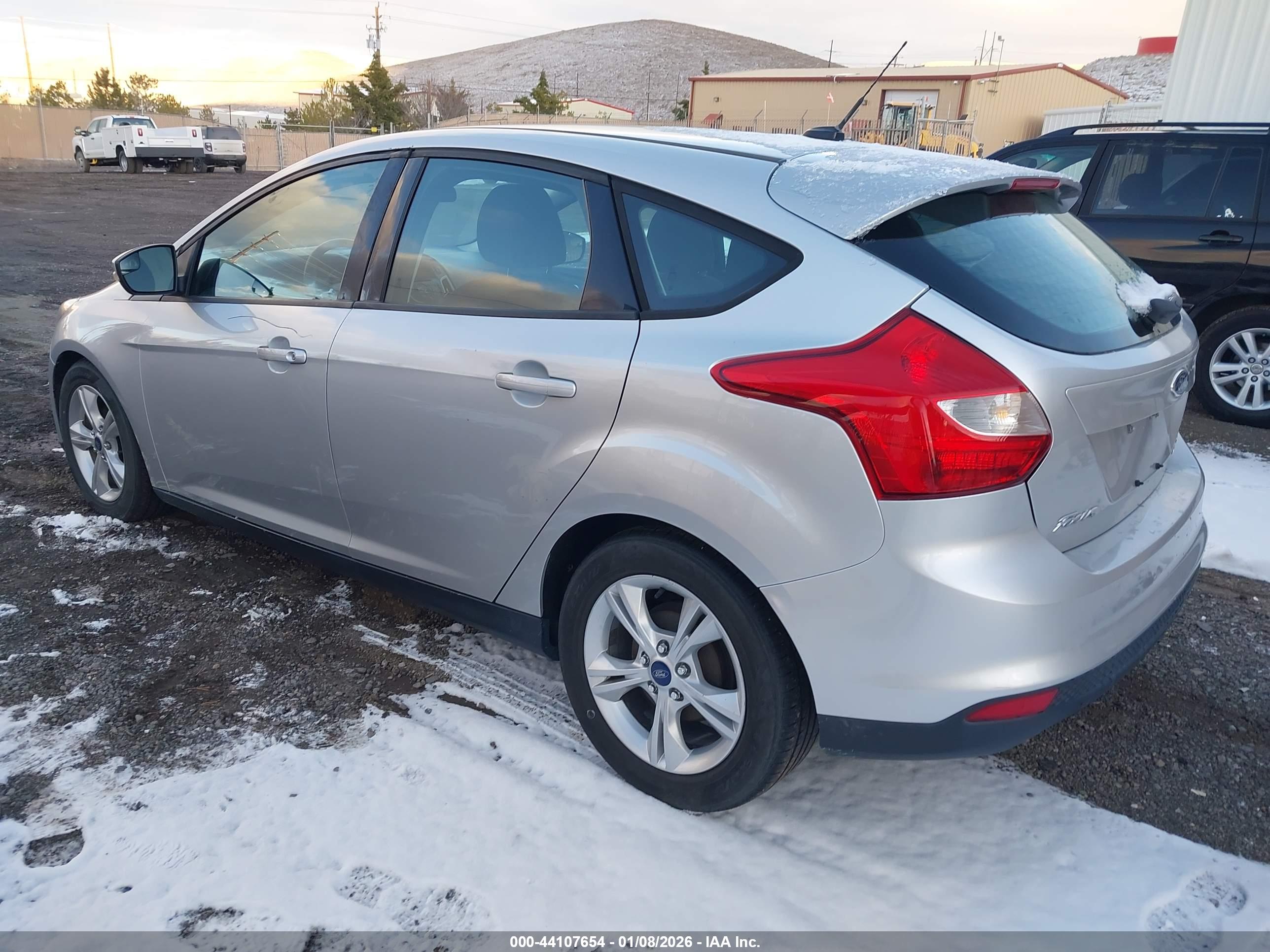 FORD FOCUS image 3