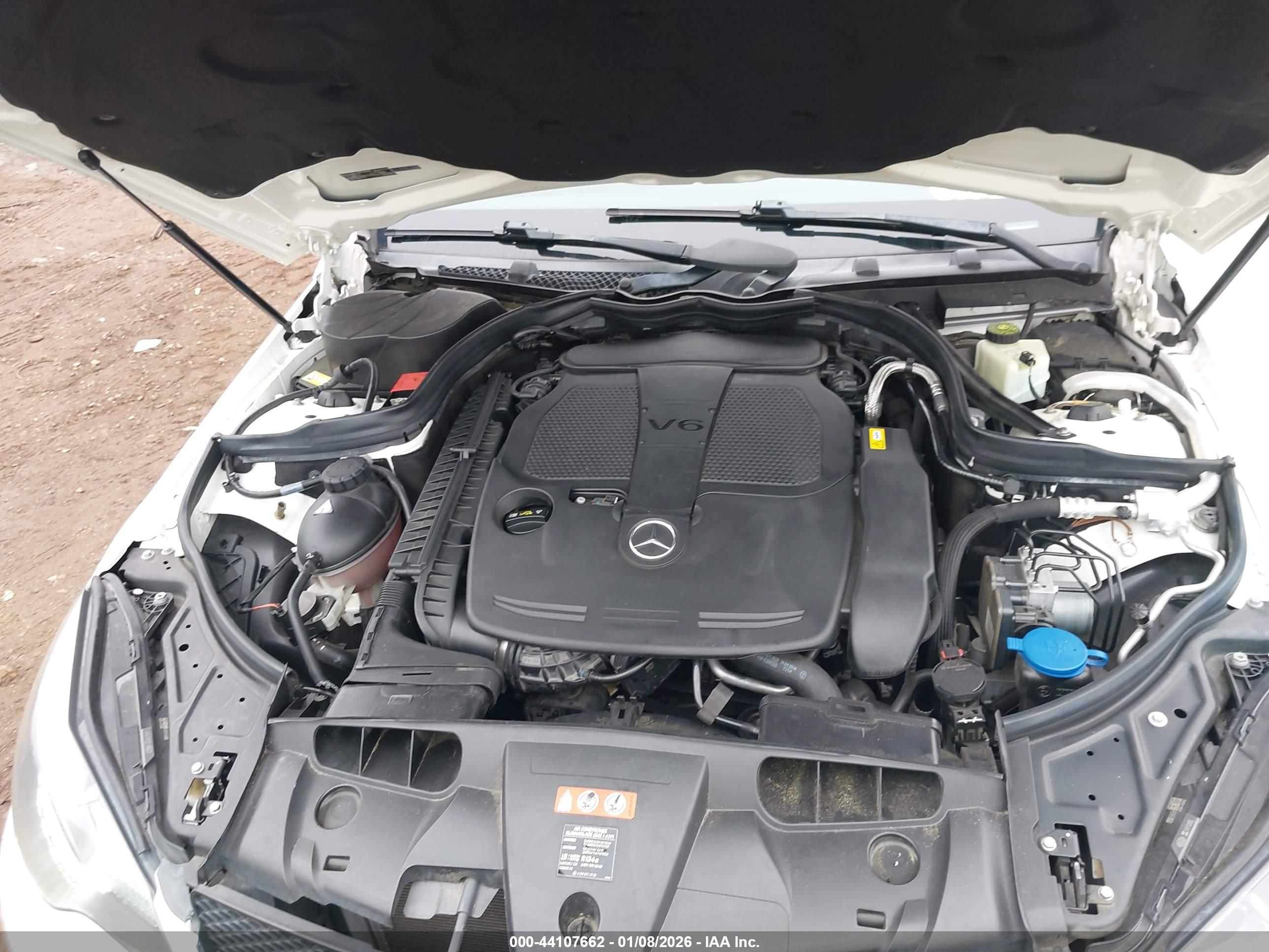 MERCEDES-BENZ E image 10