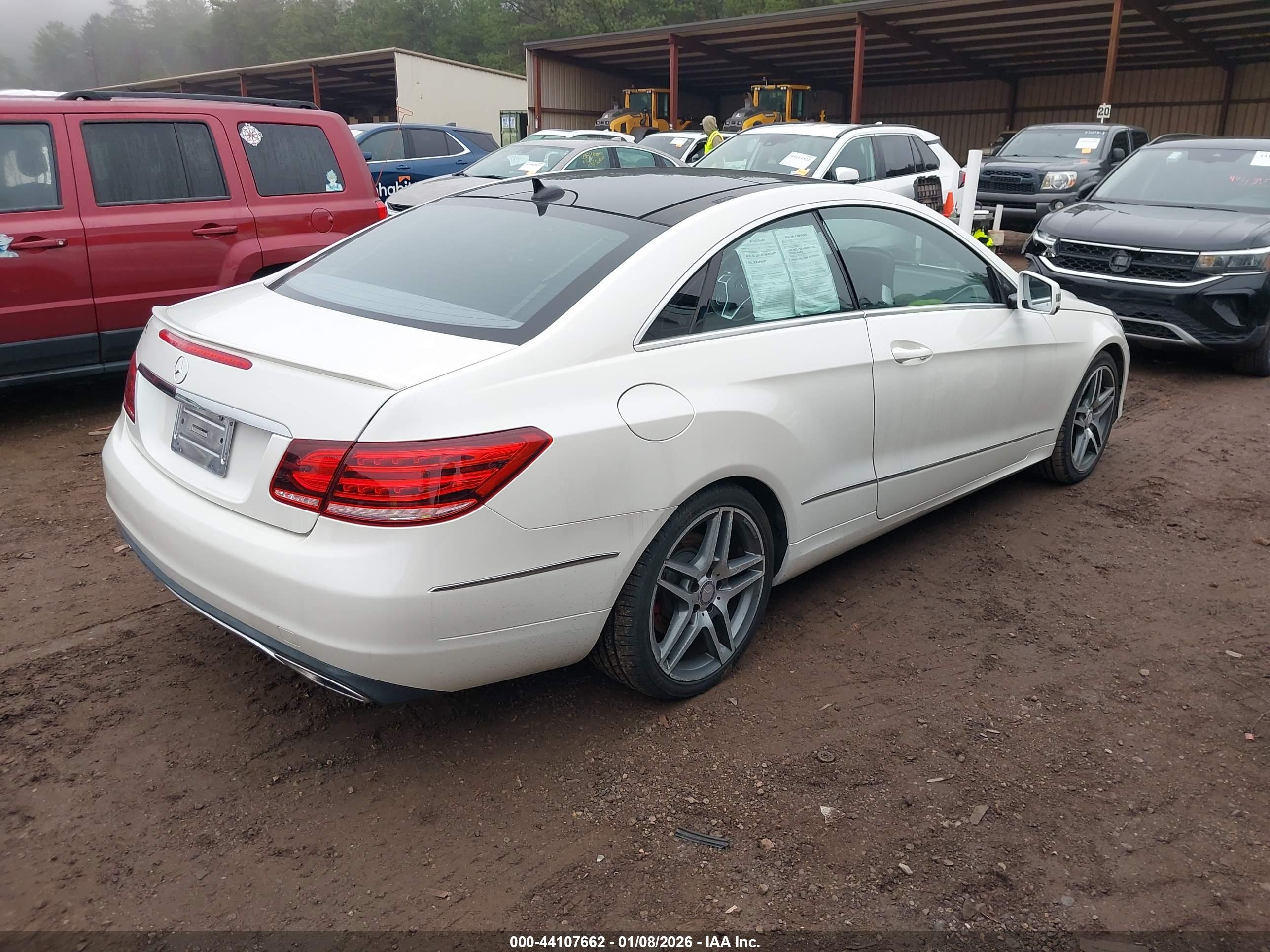 MERCEDES-BENZ E image 4