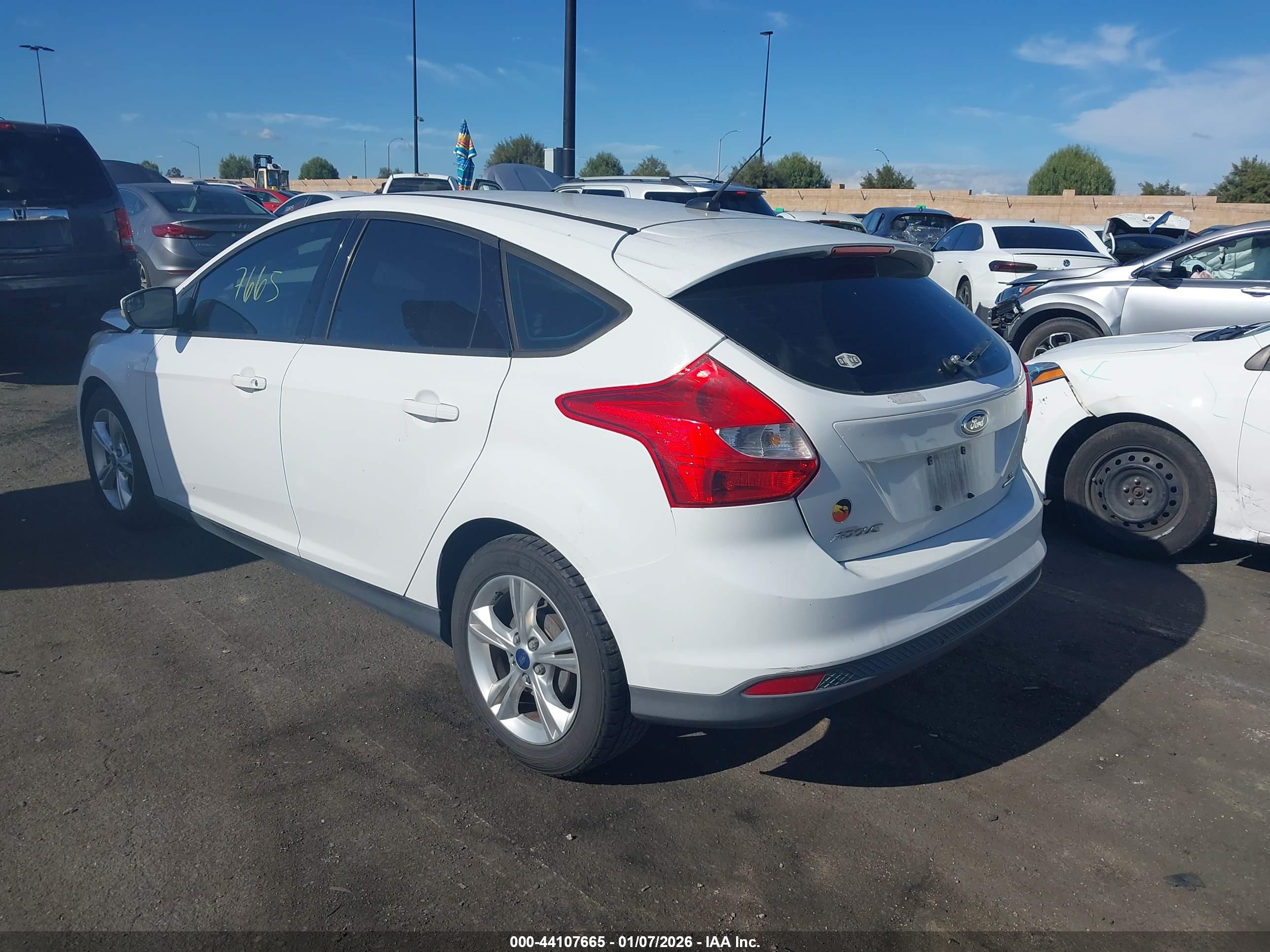 FORD FOCUS image 3