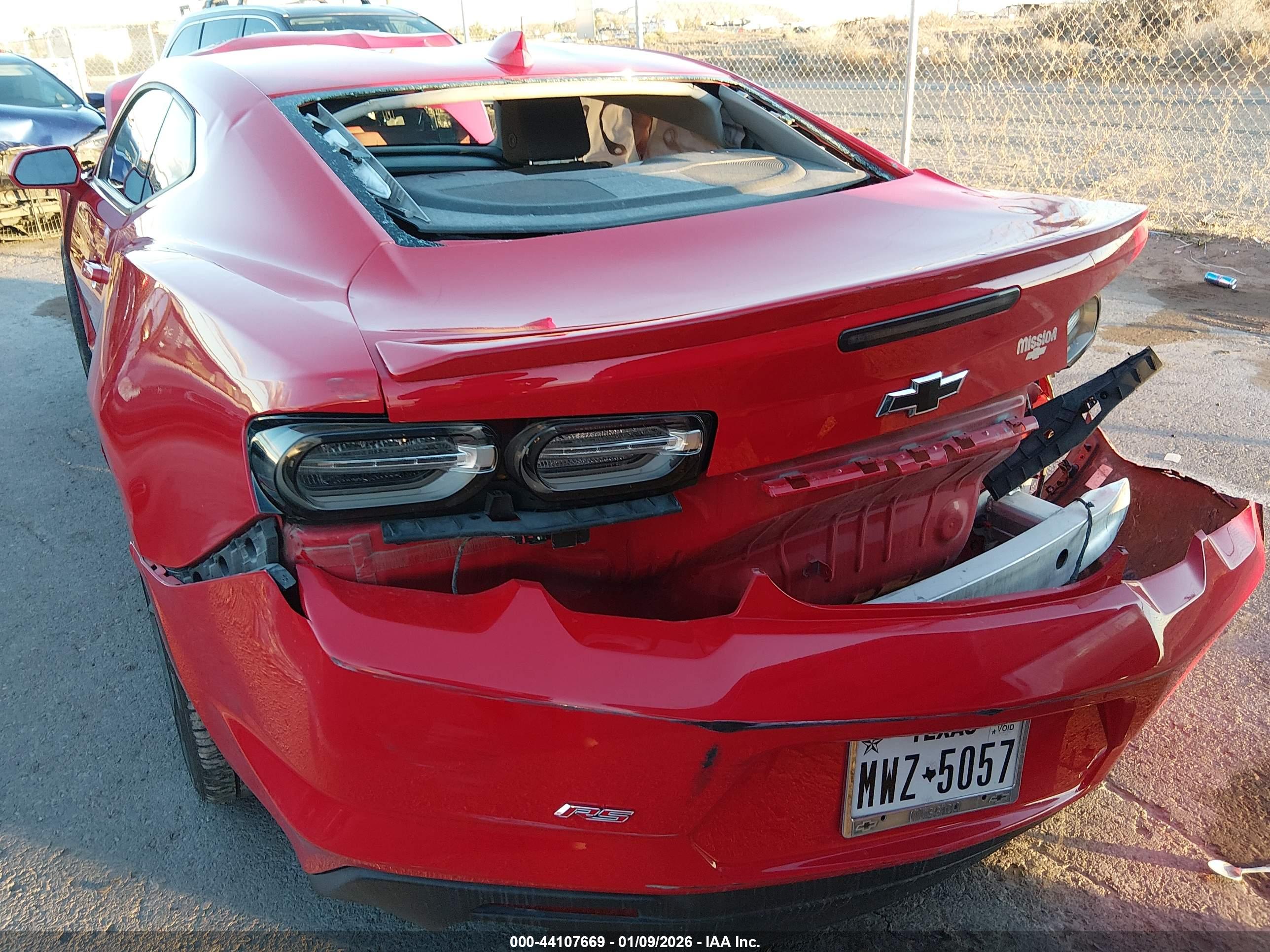 CHEVROLET CAMARO image 6