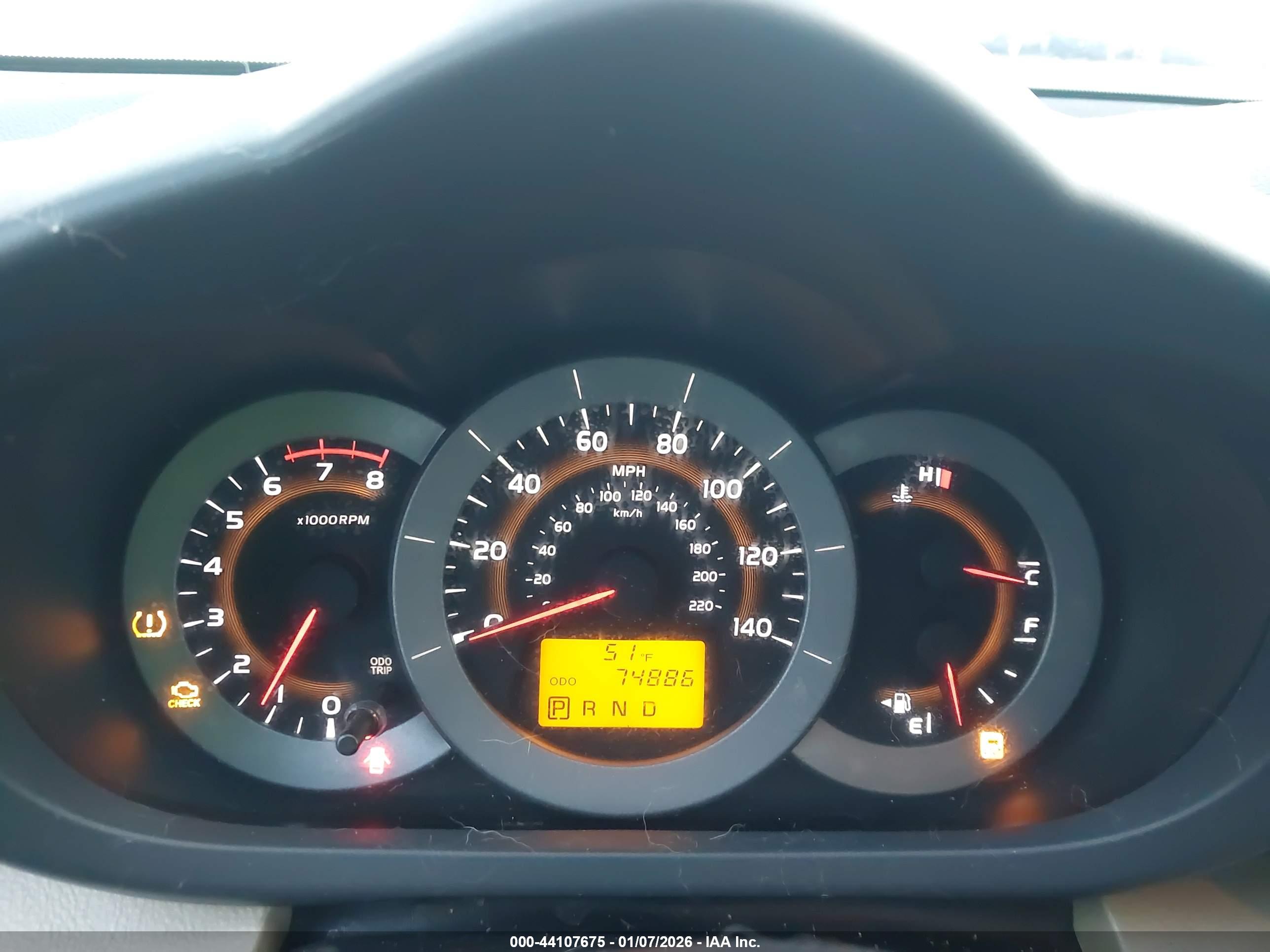 TOYOTA RAV4 image 7