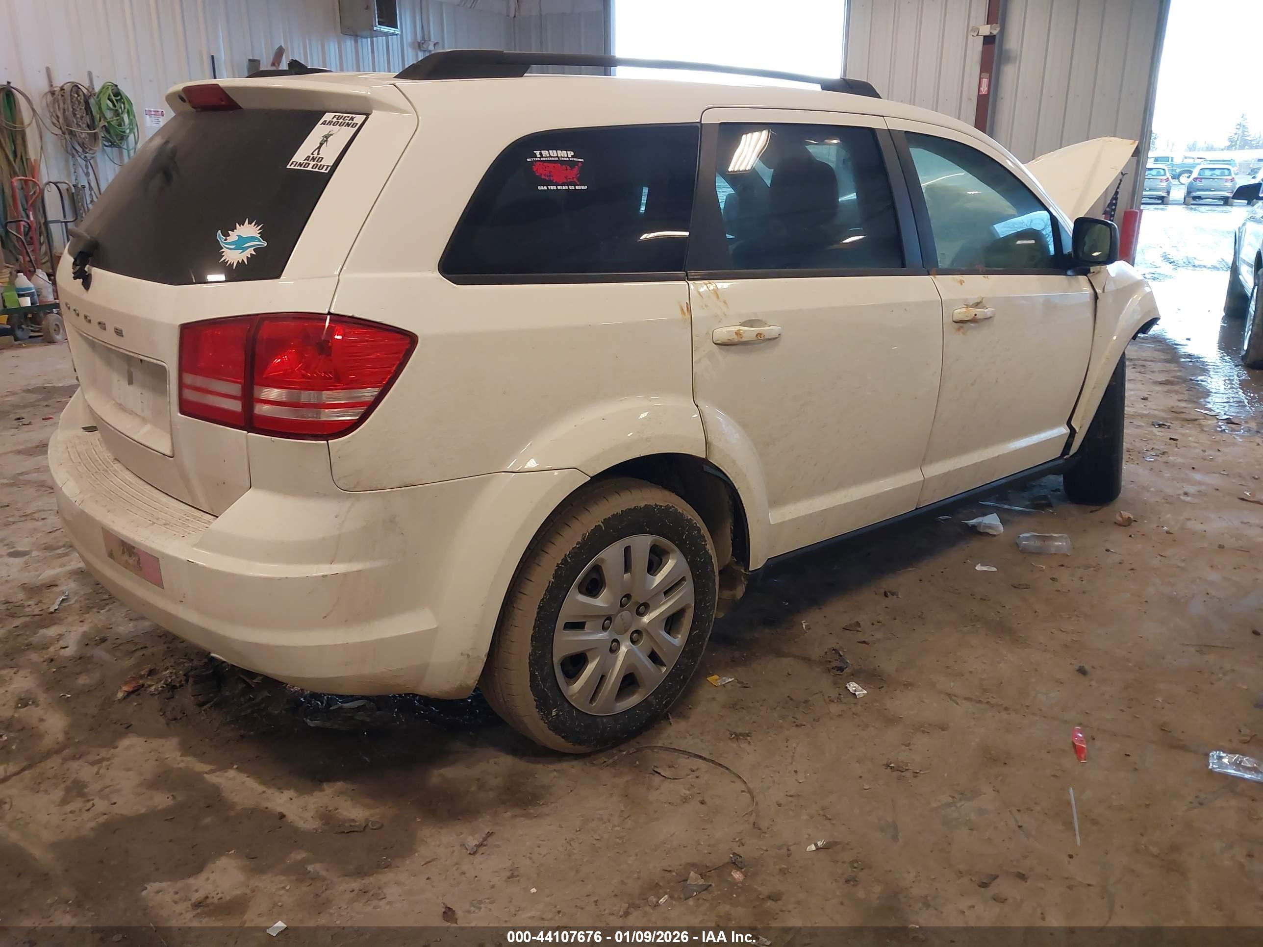 DODGE JOURNEY image 4