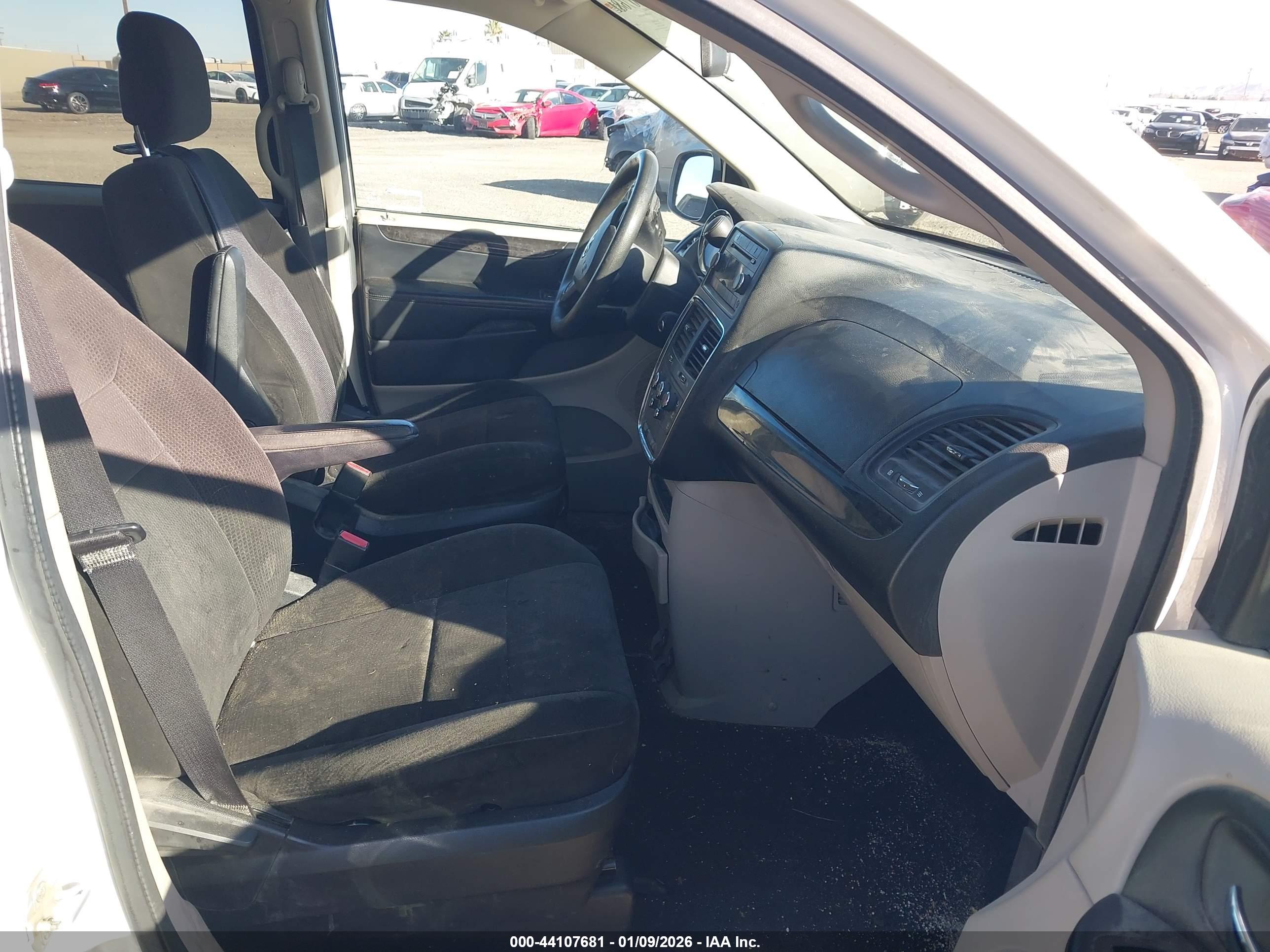 DODGE GRAND image 5