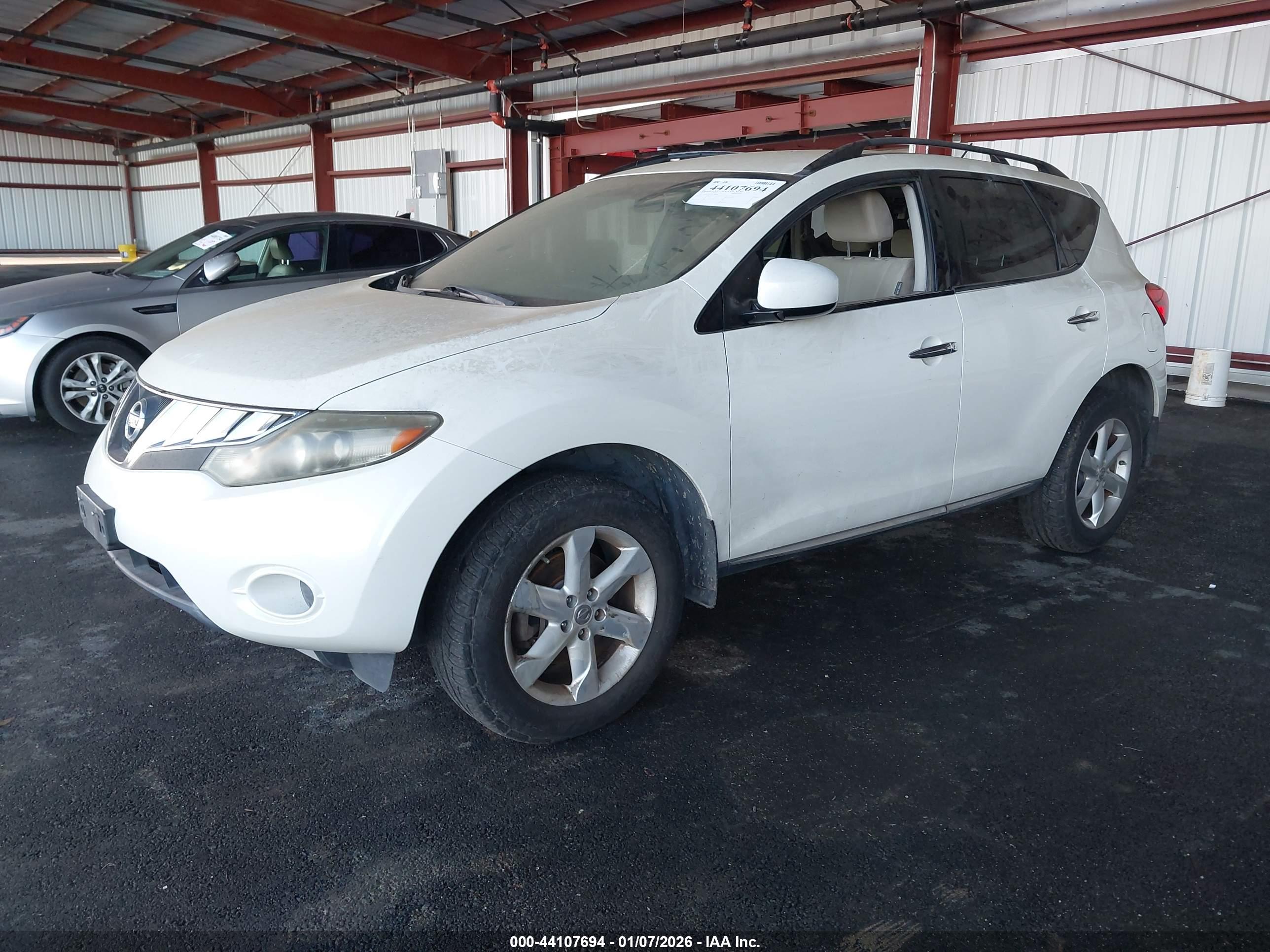 NISSAN MURANO image 2