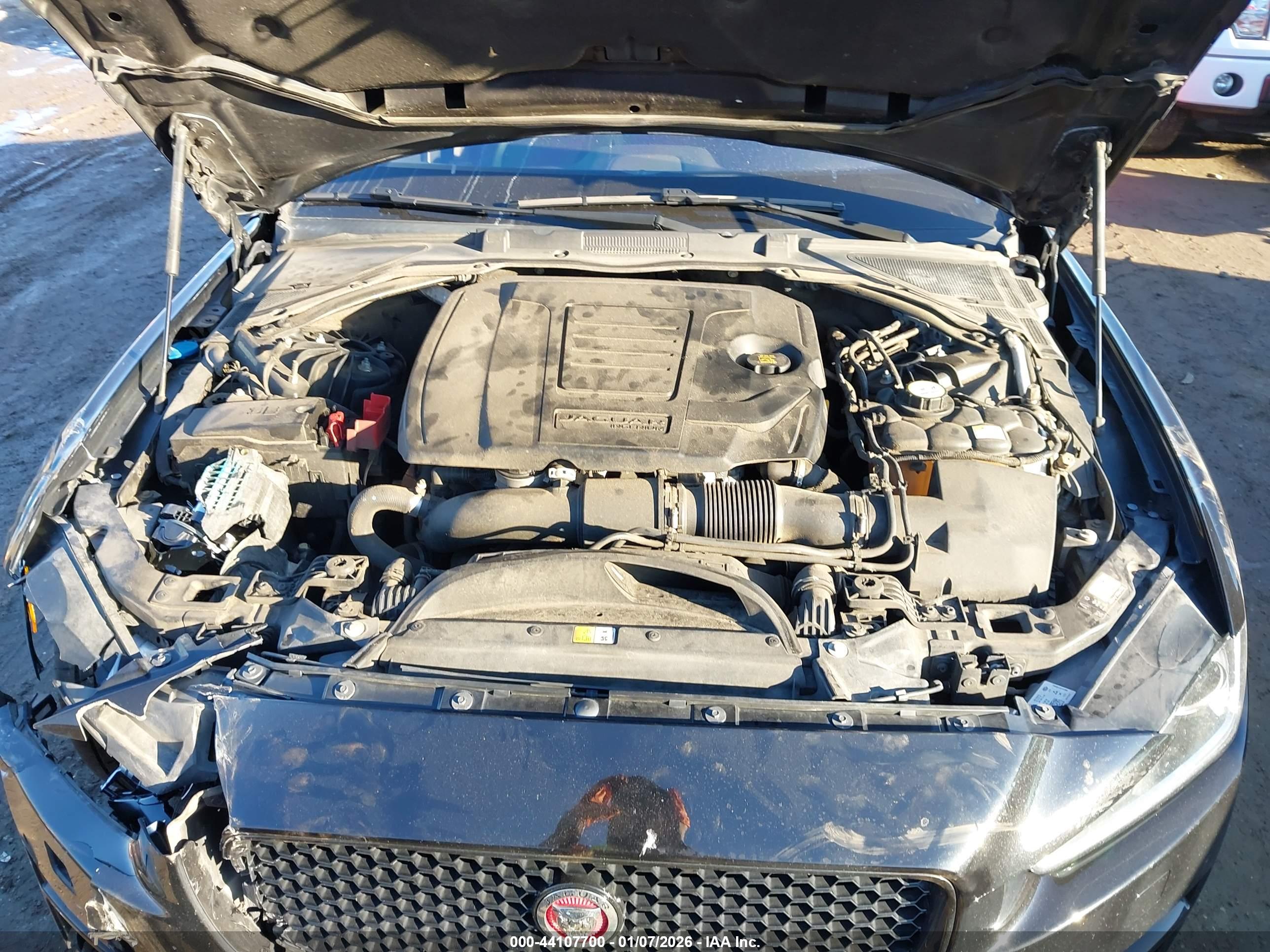 JAGUAR XE image 10