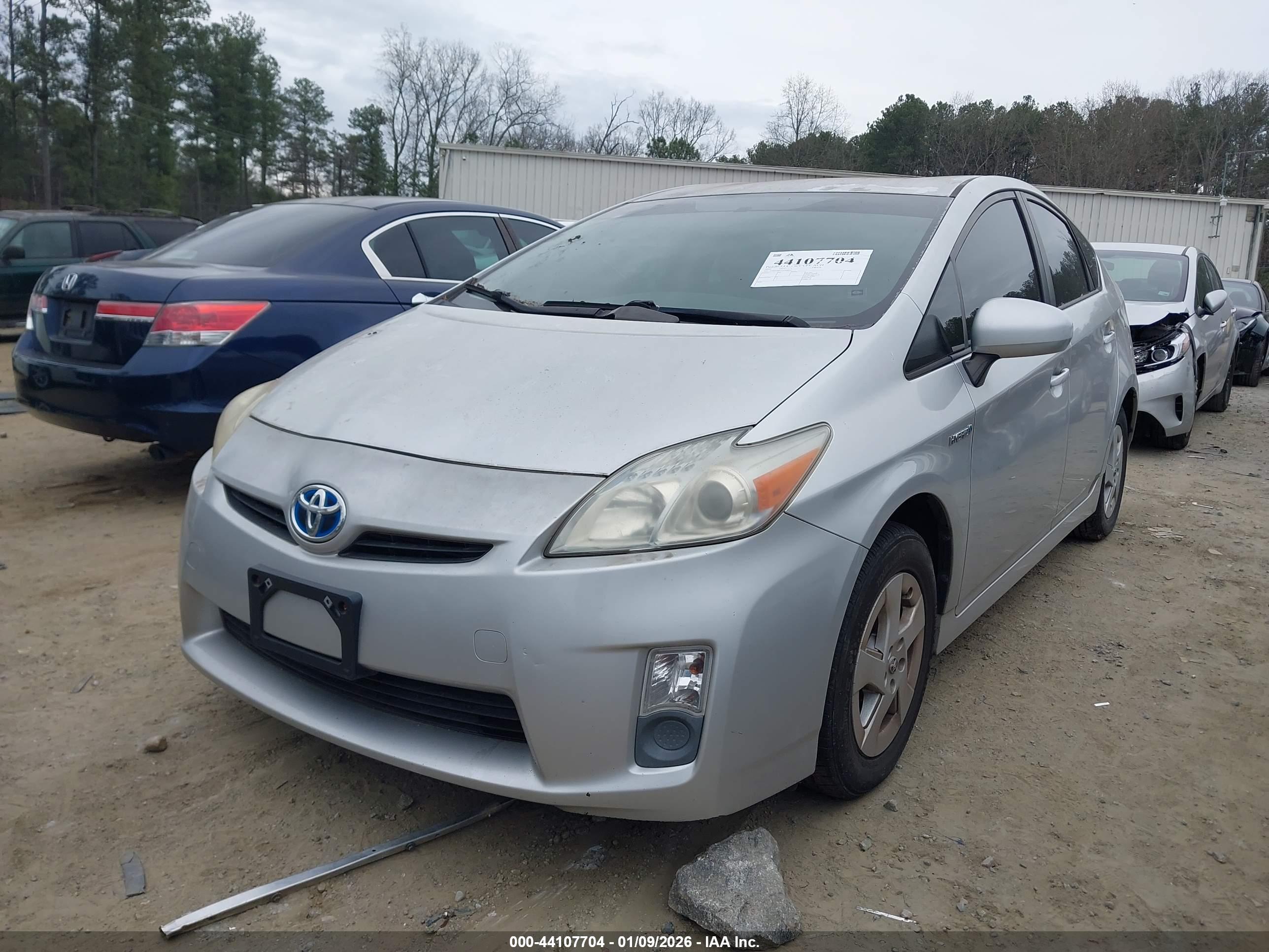 TOYOTA PRIUS image 2