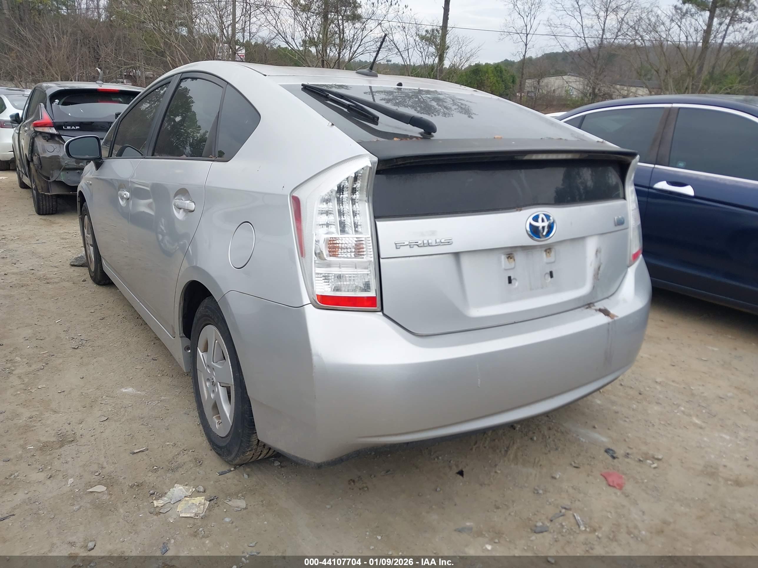 TOYOTA PRIUS image 3