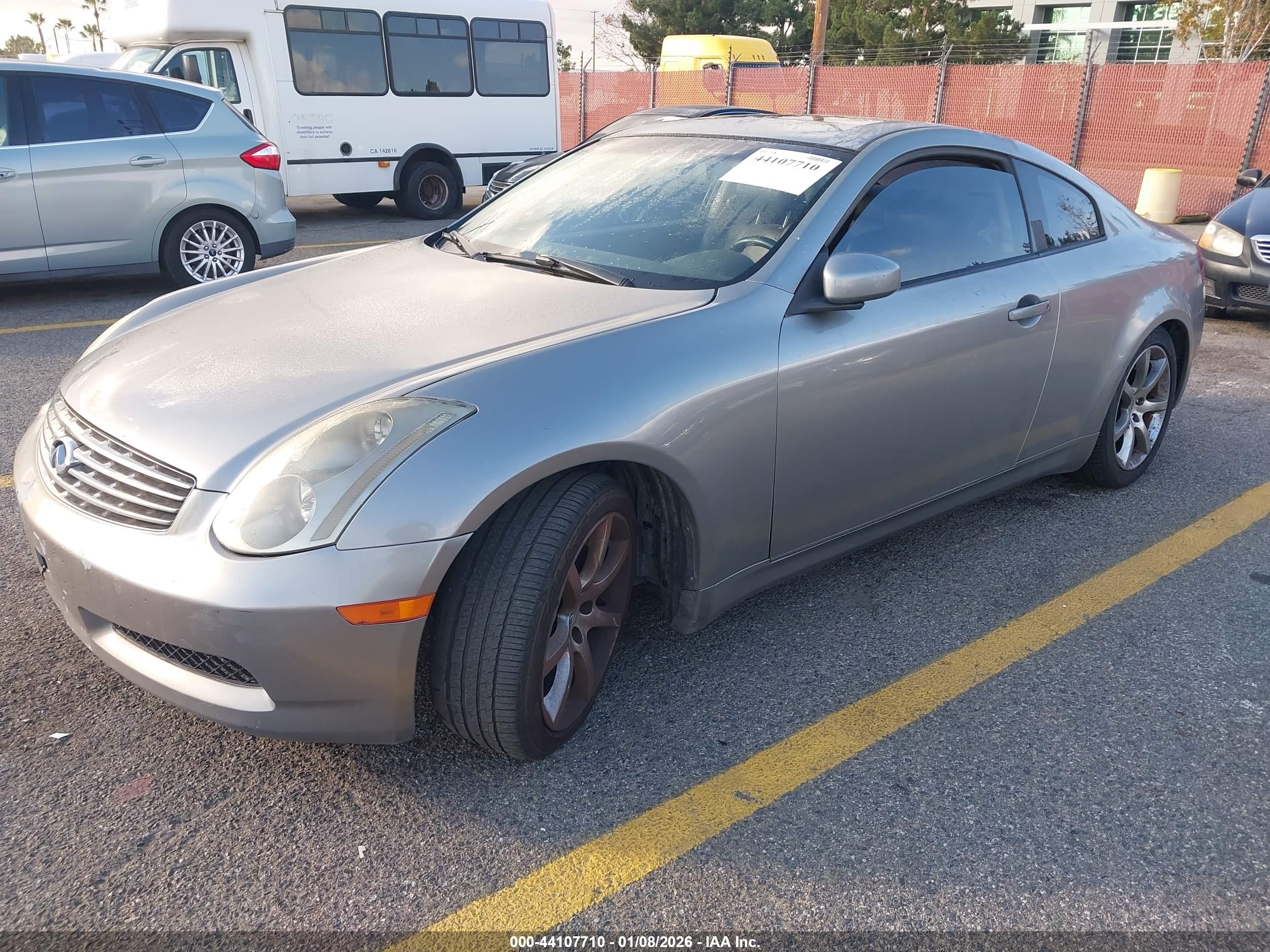 INFINITI G35 image 2