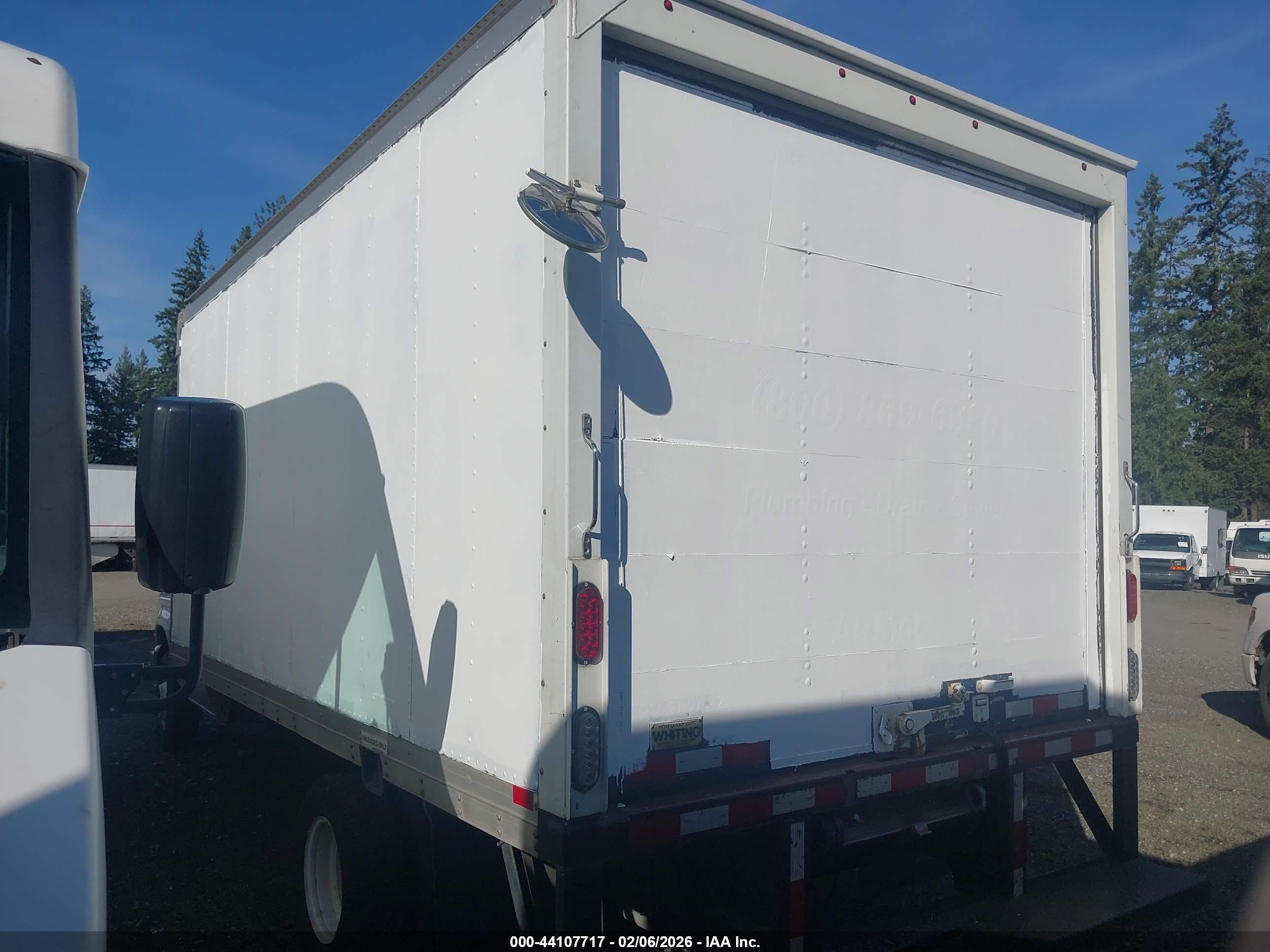 FORD E-450 image 3