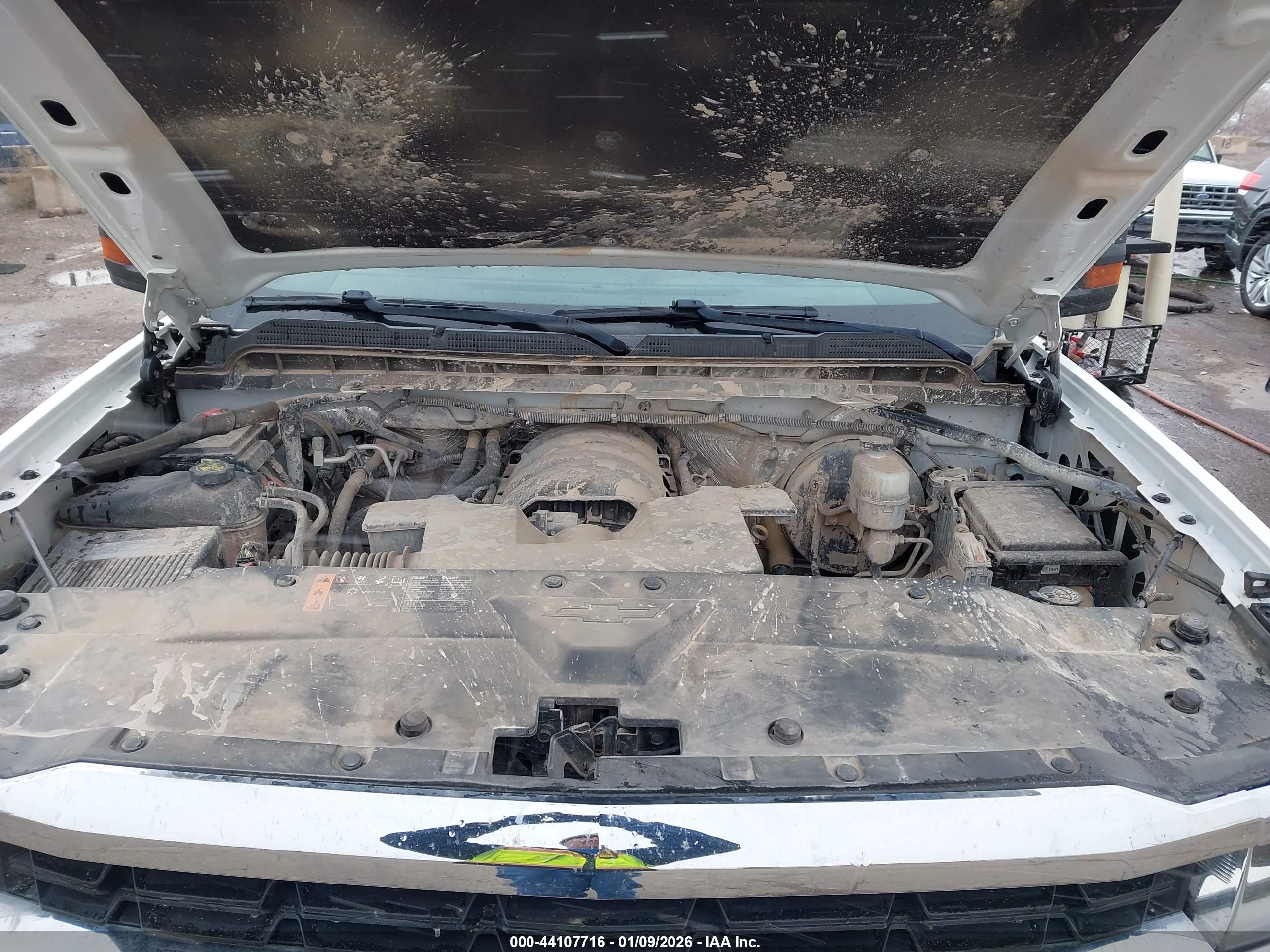 CHEVROLET SILVERADO image 10