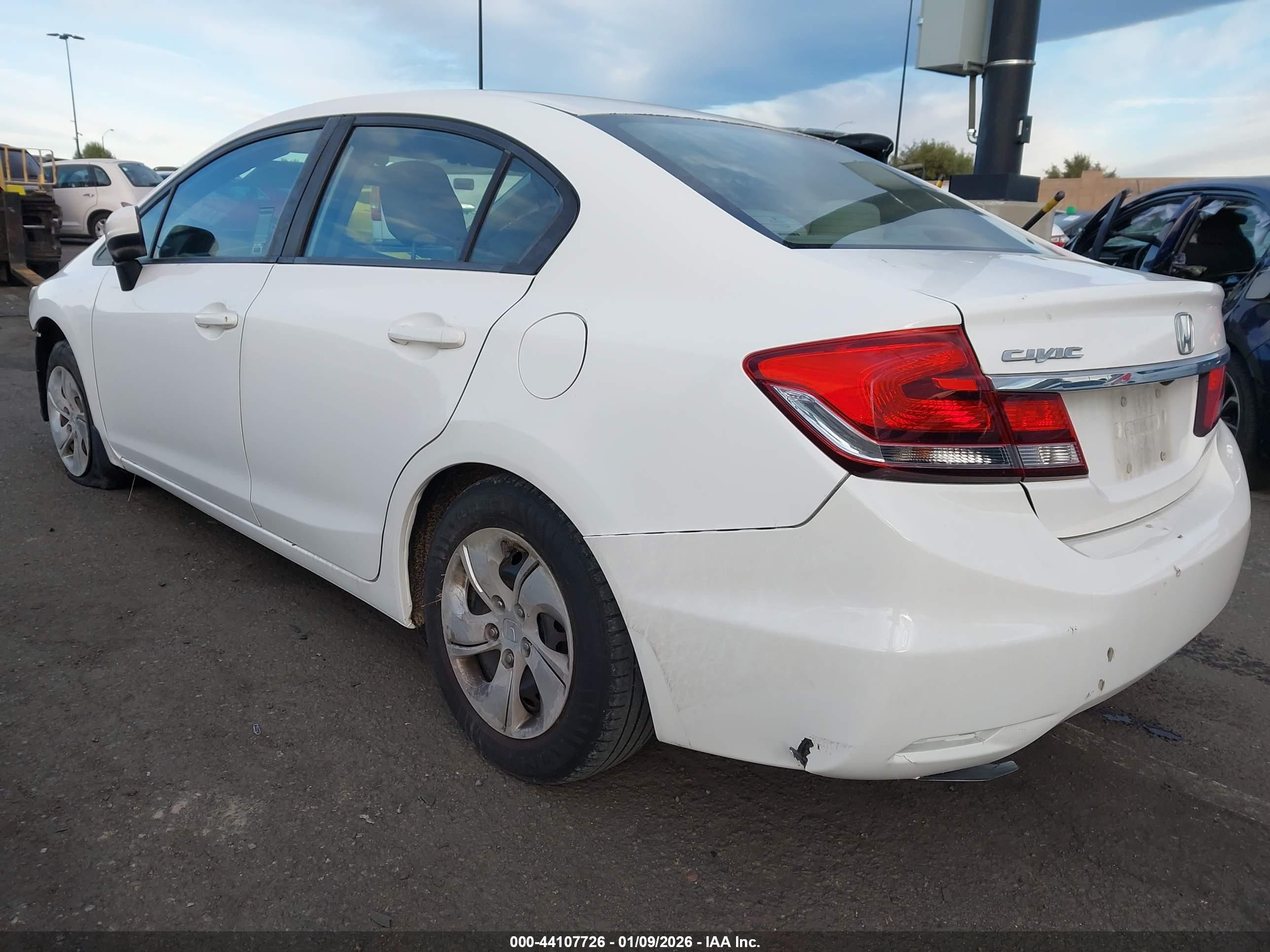 HONDA CIVIC image 3