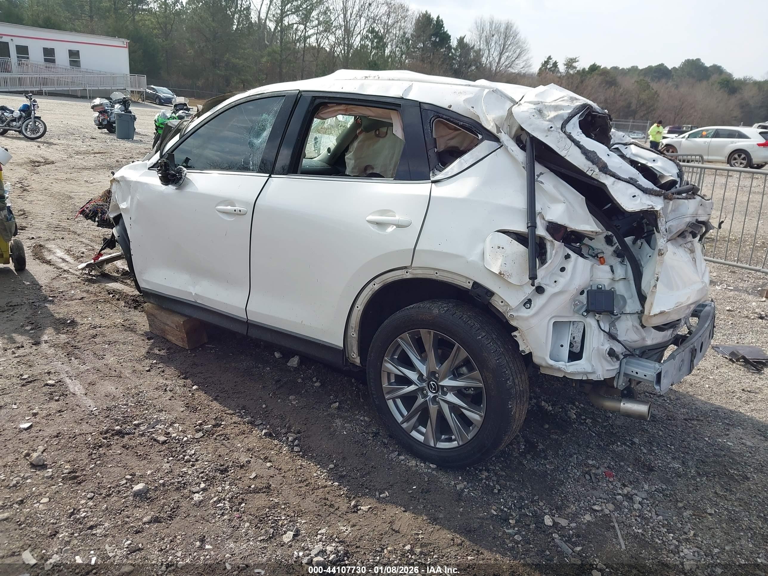 MAZDA CX-5 image 3