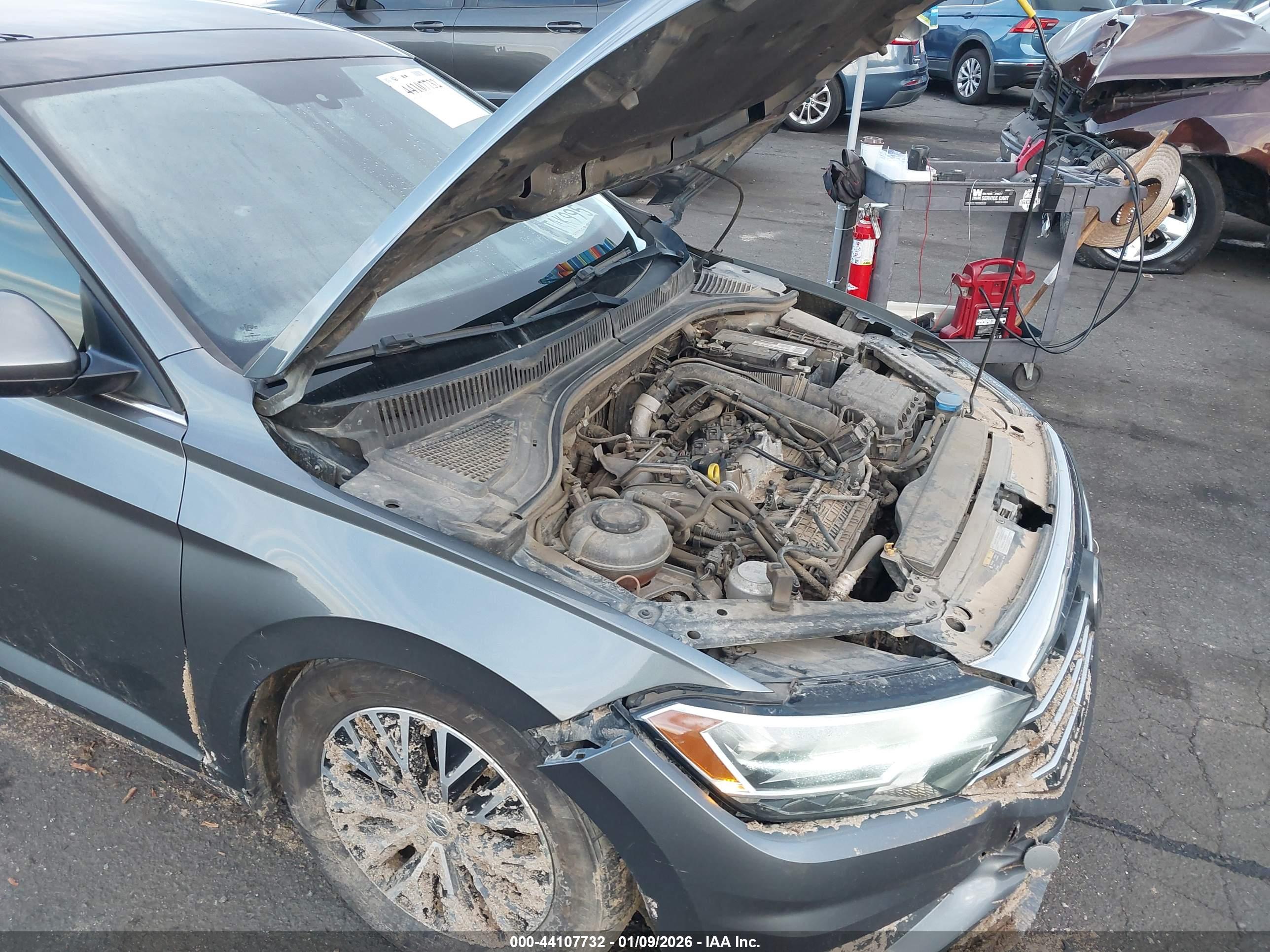 VOLKSWAGEN JETTA image 6